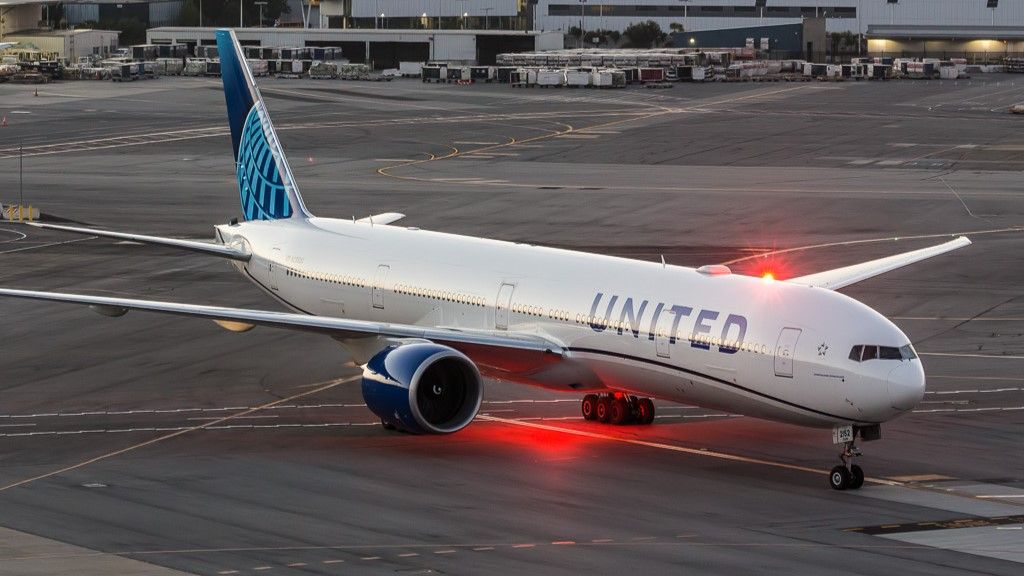 Les vols de United Airlines annulés après 2 Boeing 777-300ers sont entrés en collision à San Francisco