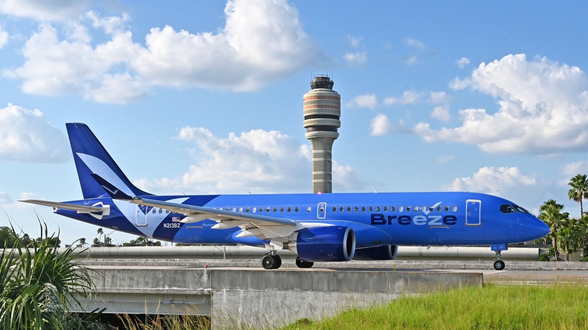 51e destination: Breeze Airways annonce un nouveau service à l'aéroport régional de Manchester 