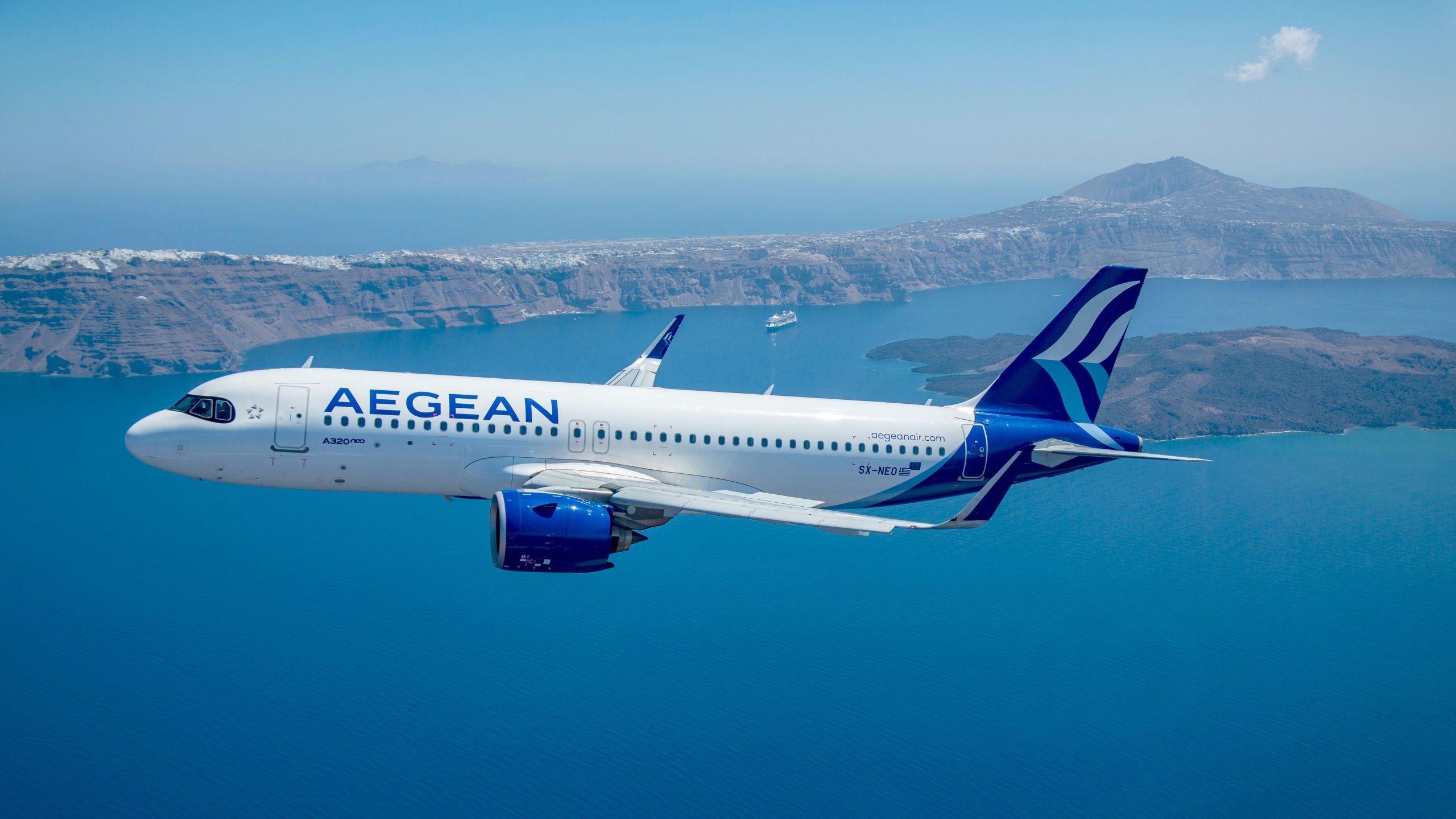 Tradition: les compagnies aériennes grecques volent la lumière sainte de Jérusalem à 16 destinations le samedi de Pâques