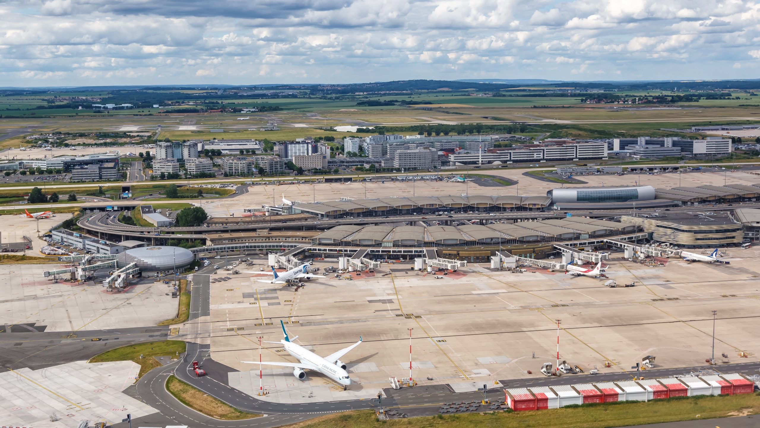 L'effondrement 2004 du terminal 2e de l'aéroport de Charles de Gaulle