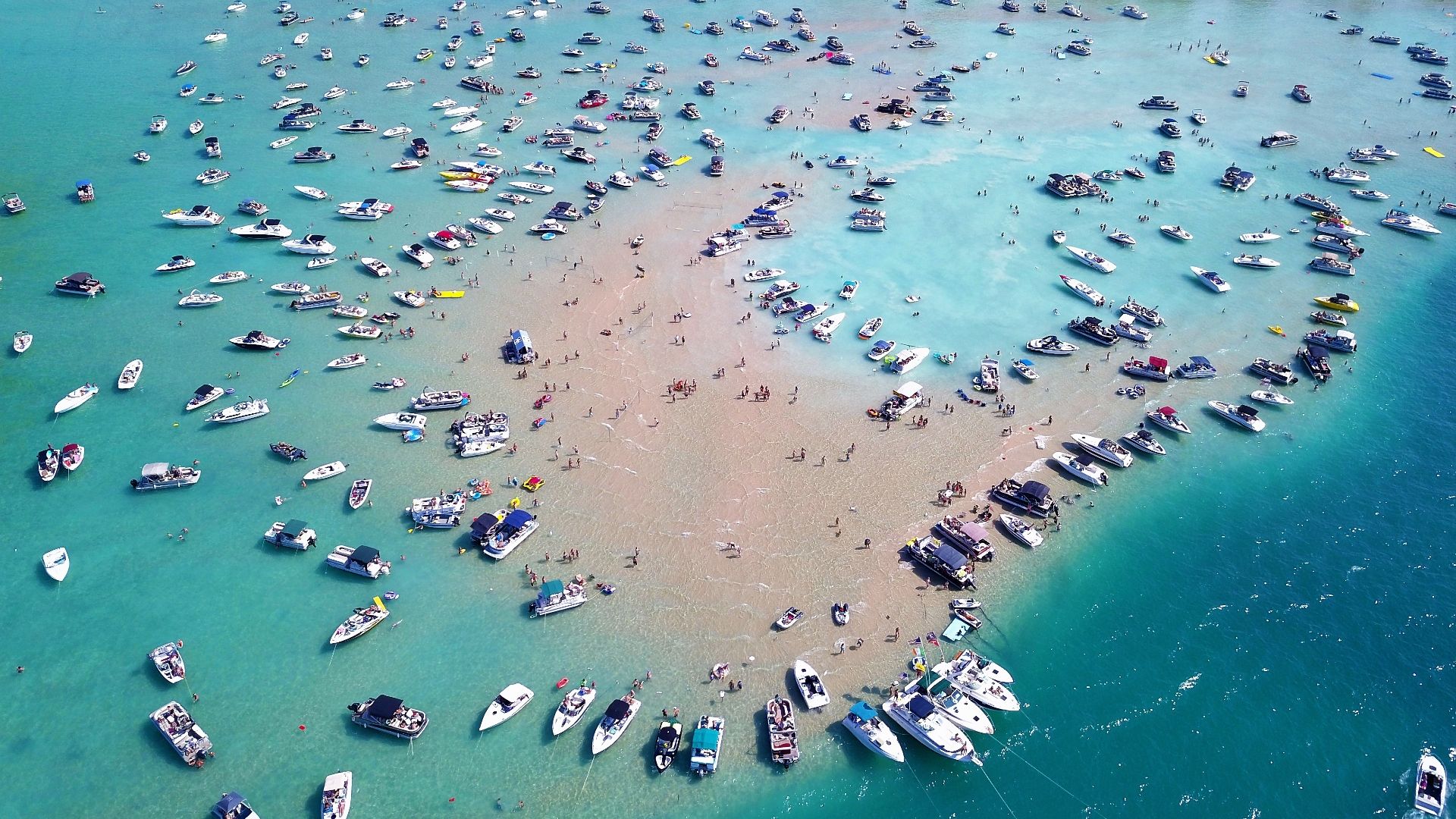 Torch Lake Sandbar: o bom, ruim e feio
