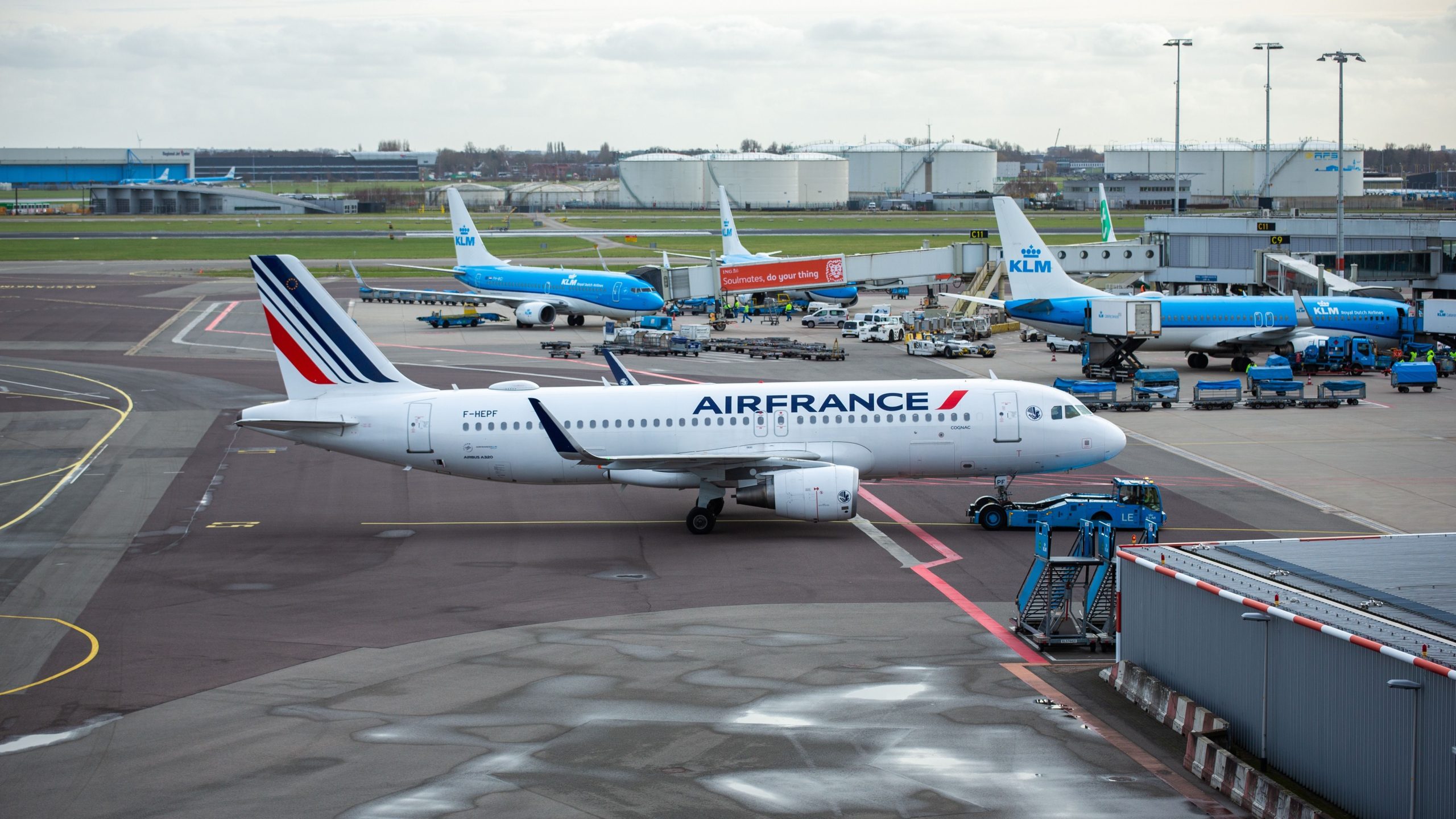 Le chef d'Air France-KLM s'oppose à la taxe sur les billets aériens