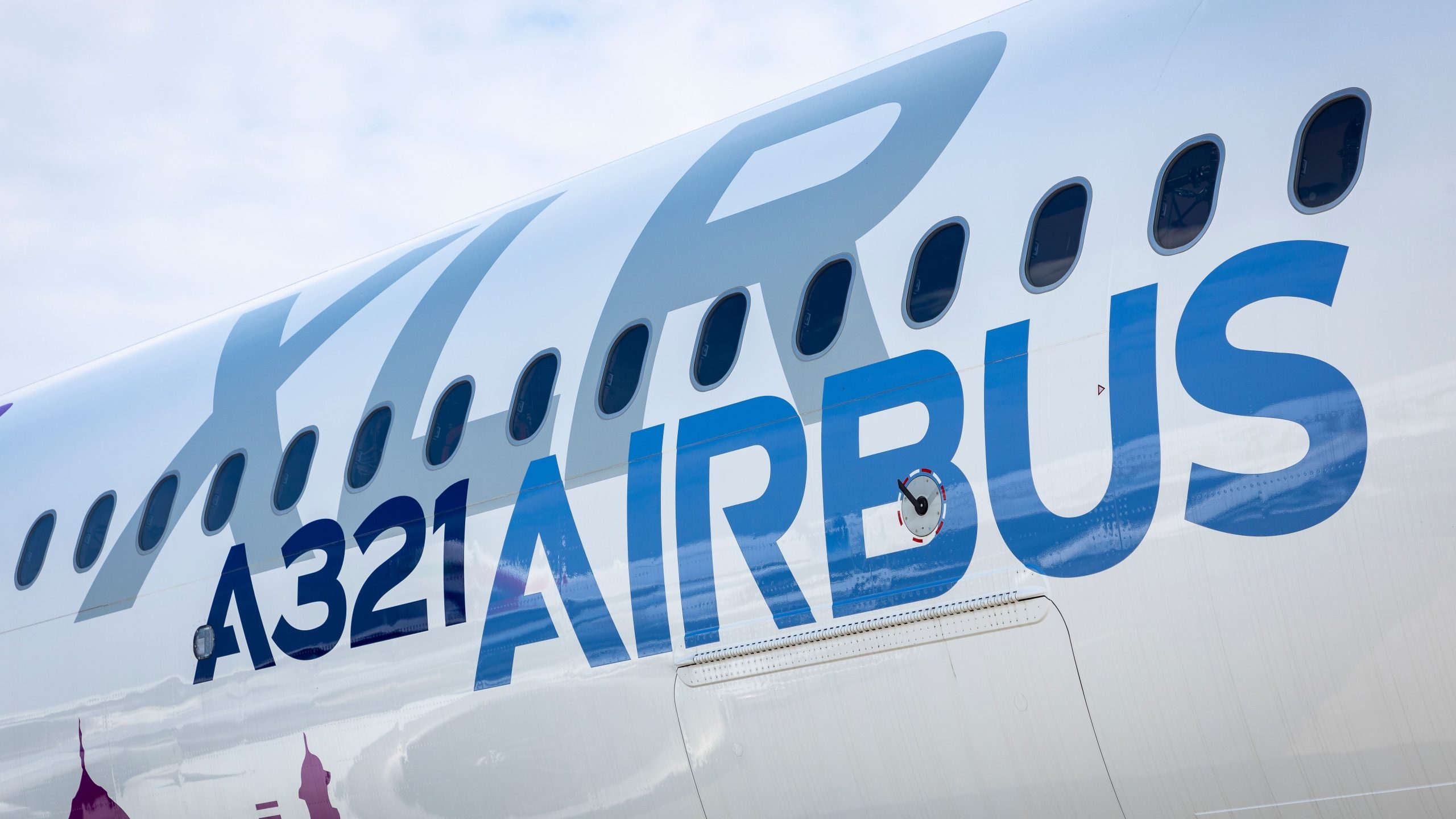 Iberia Airbus A321XLR LOPA revelada en la aplicación de la FAA para la exención de reglas de silla de ruedas