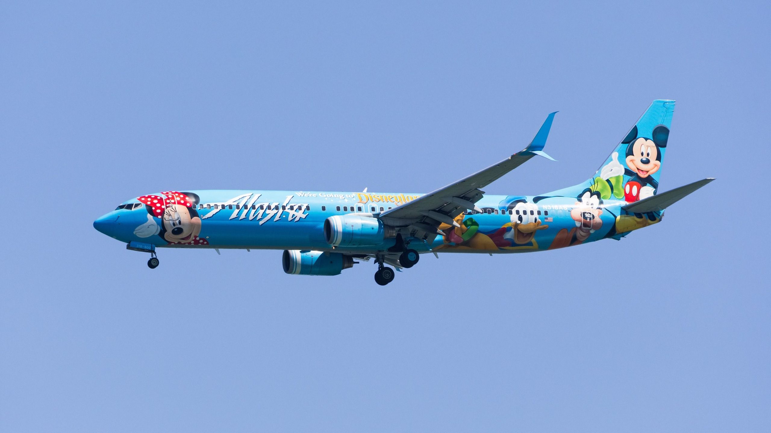 Alaska Airlines donne aux victimes de Maui Fire Vlights avant la fusion d'Hawaiian Airlines