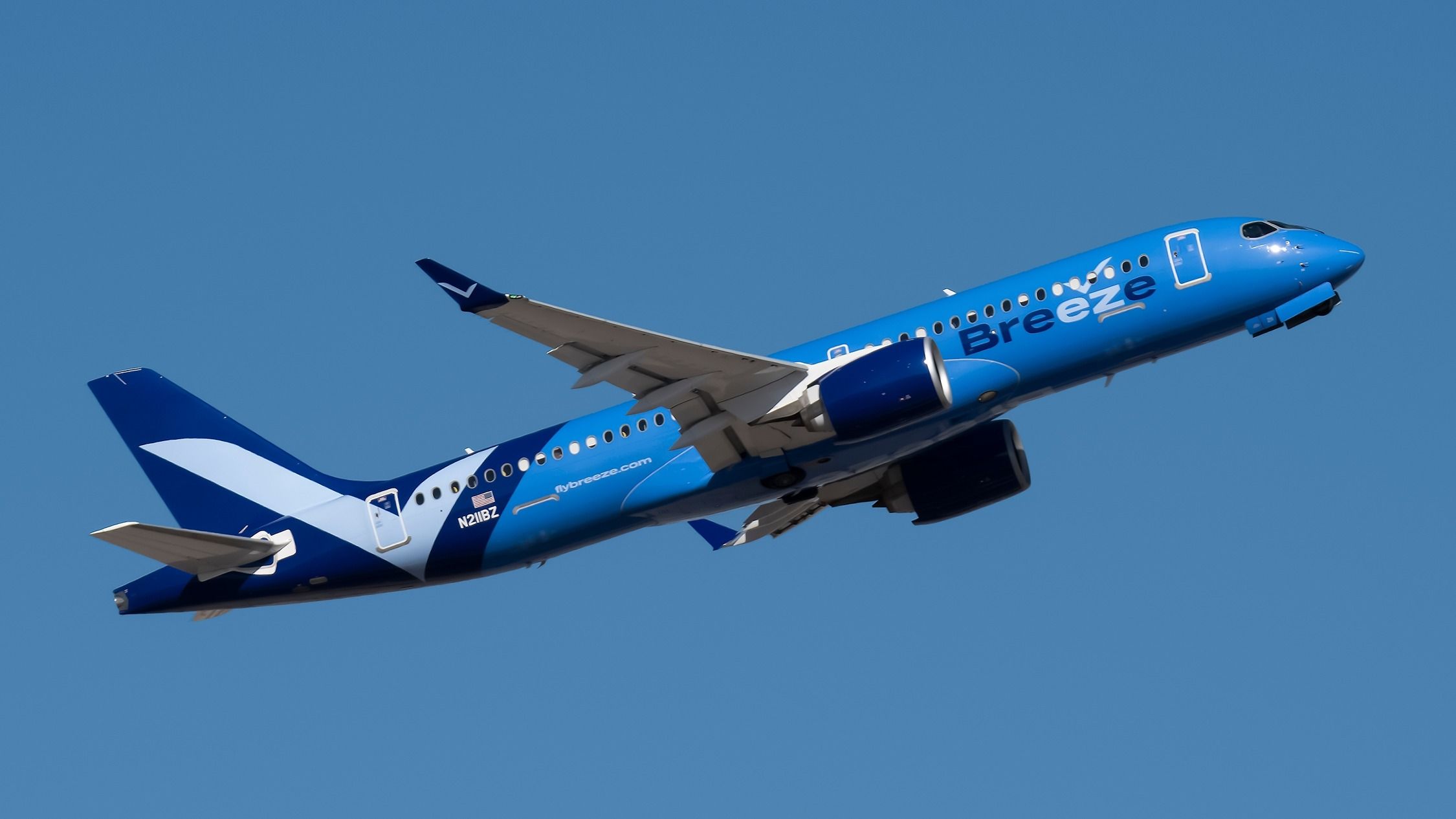 Breeze Airways planea operar sus primeros vuelos internacionales este año