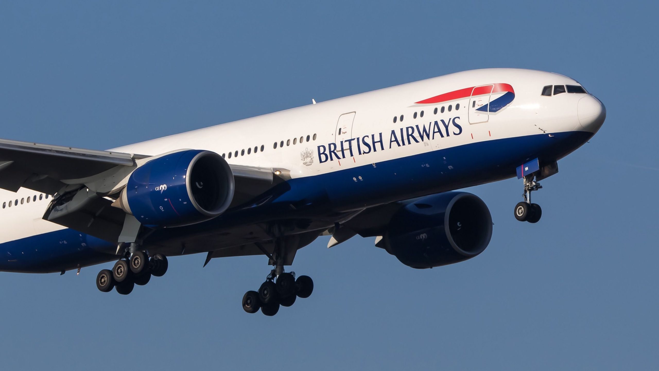 British Airways Boeing 777 revient à Londres Heathrow à mi-vol pour un problème technique de précaution