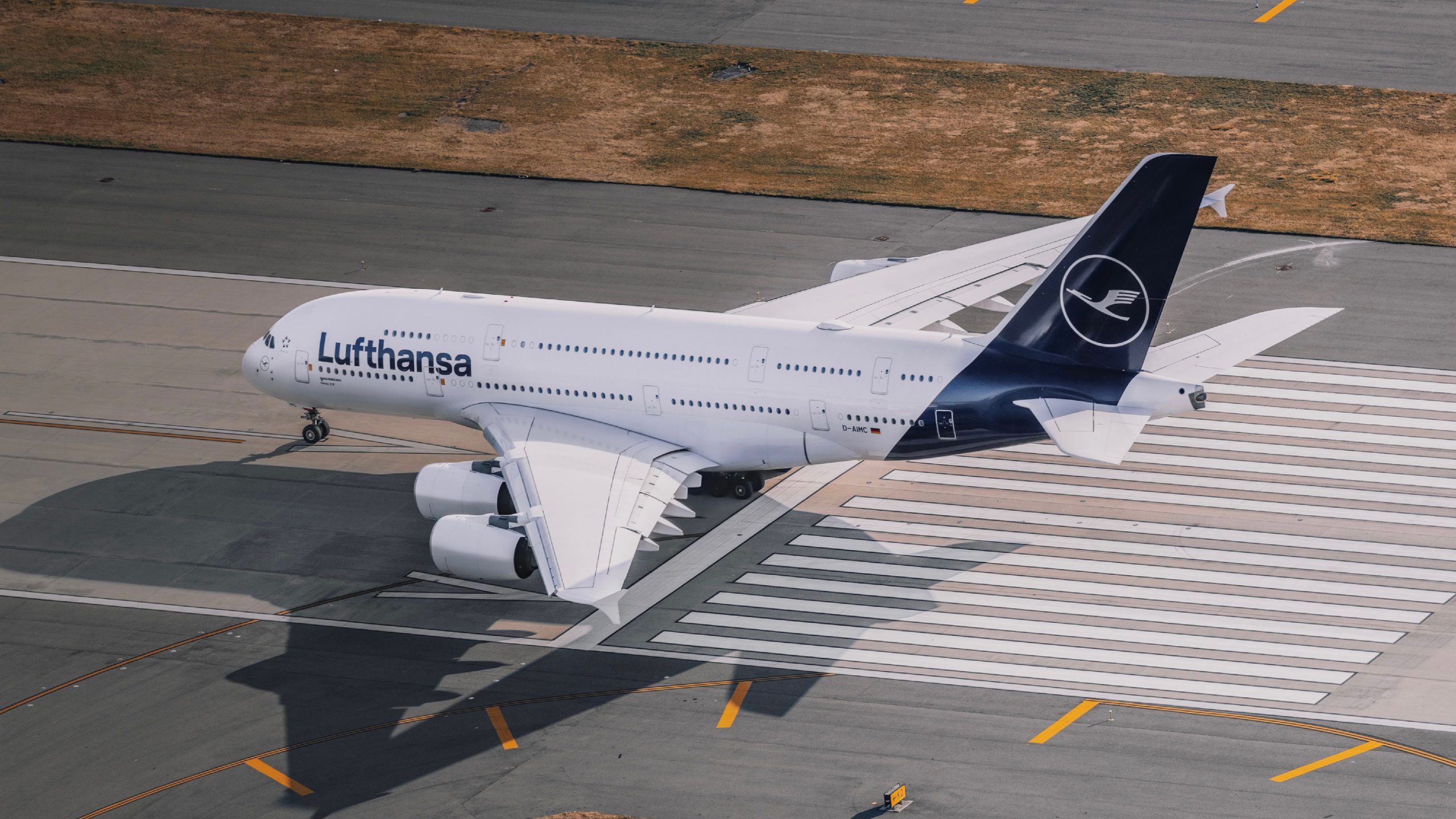 Lufthansa Airbus A380 regresa a Bangkok cuando el pasajero muere durante el vuelo