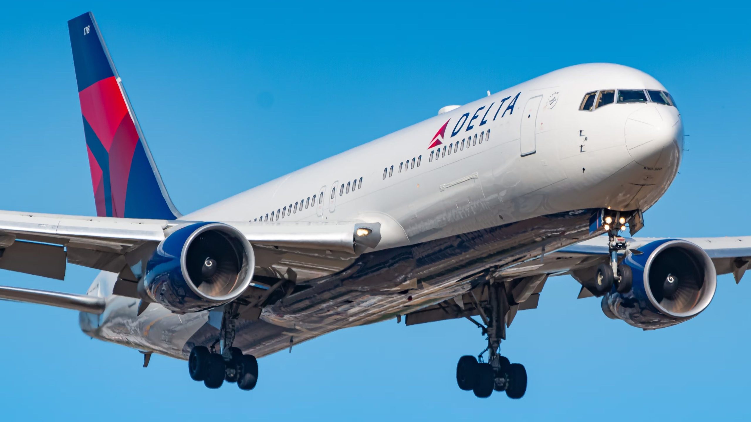 À travers les États-Unis: les 10 plus longs vols intérieurs de Delta Air Lines