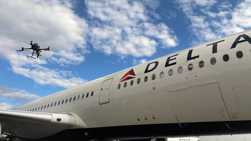 Delta Air Lines se convierte en el primer transportista con la aprobación de la FAA para las inspecciones de drones de la flota principal