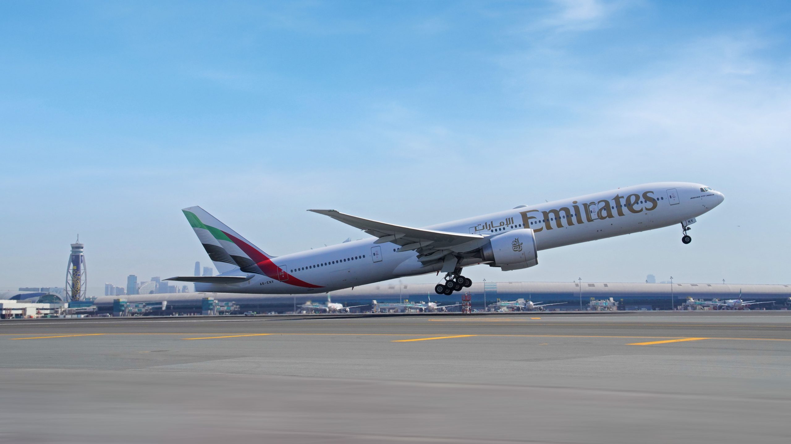 Revue des vols: Emirates Boeing 777-300er Classe d'affaires London Heathrow à Dubaï
