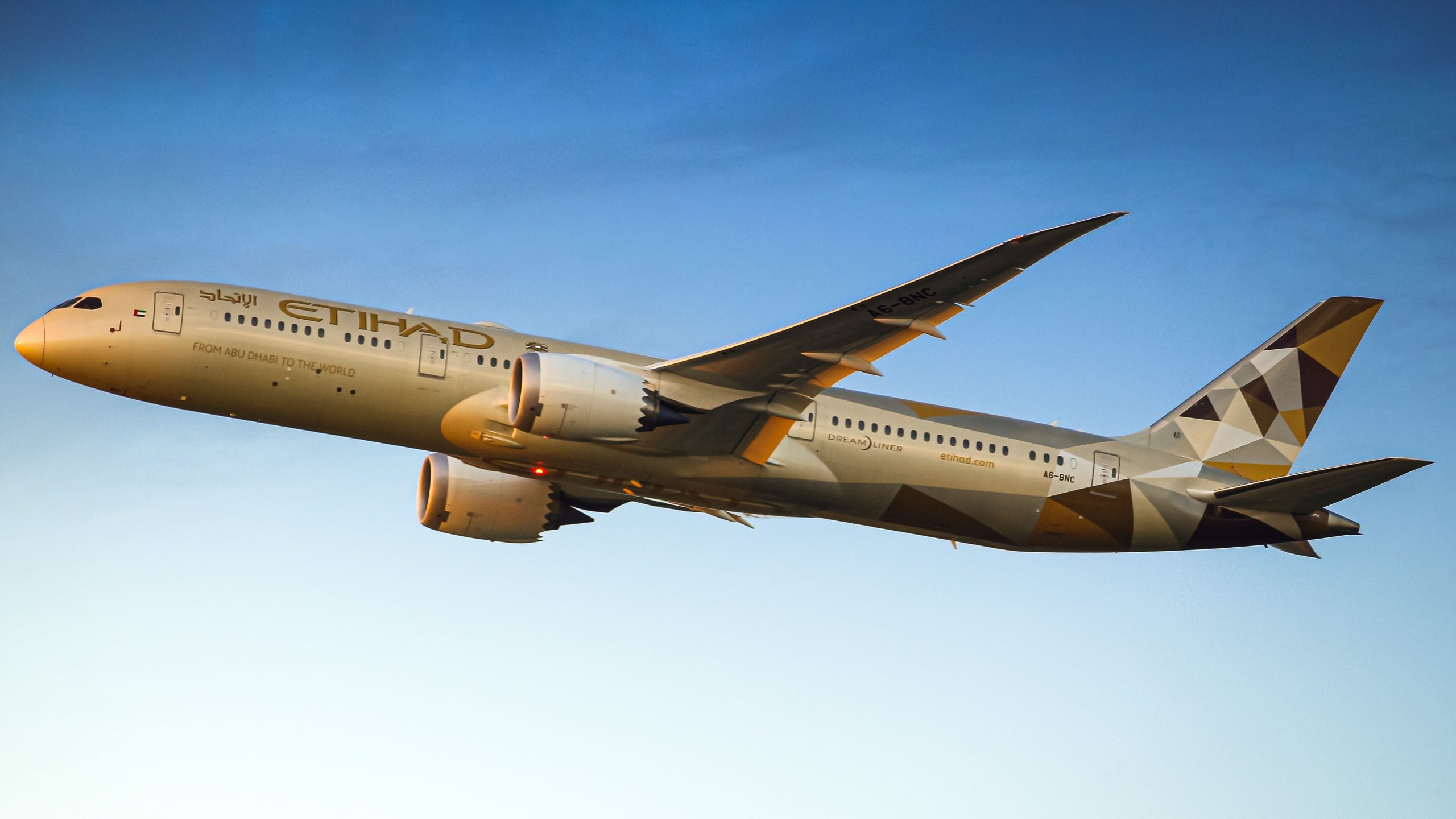 Etihad es testigo del 49% del crecimiento interanual de los pasajeros, ya que da la bienvenida a 3 nuevos boeing 787-9s