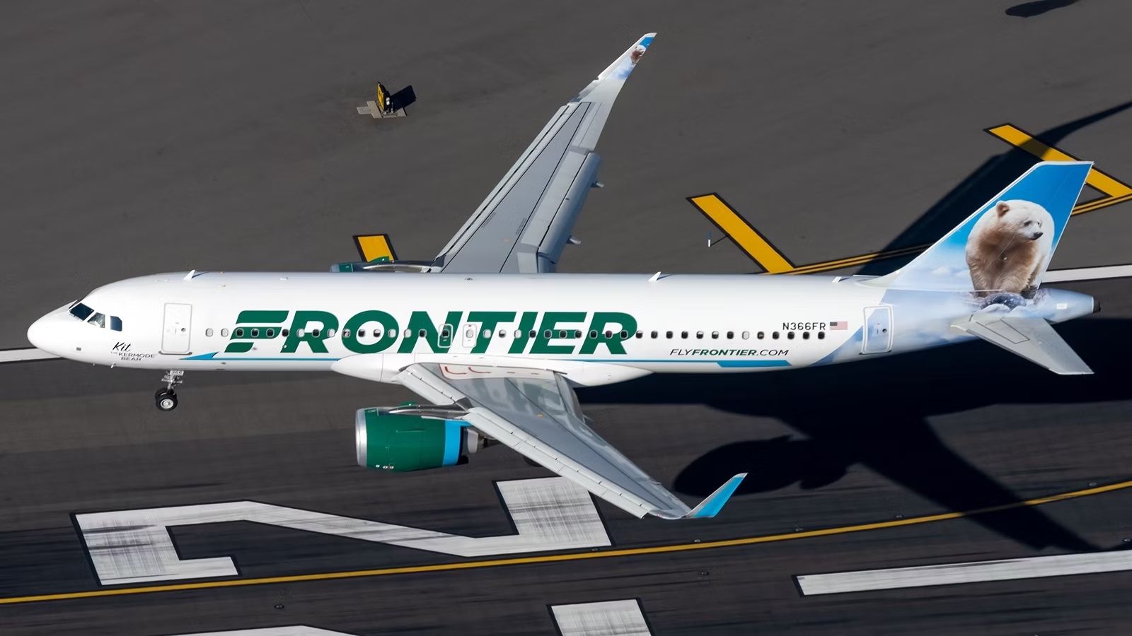 Triomphes à faible coût: le maire de Denver commémore le 30e anniversaire de Frontier Airlines