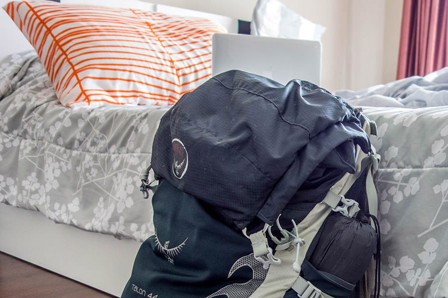 Lista de embalagem do albergue final: 43 coisas que você não pode ir a um albergue sem