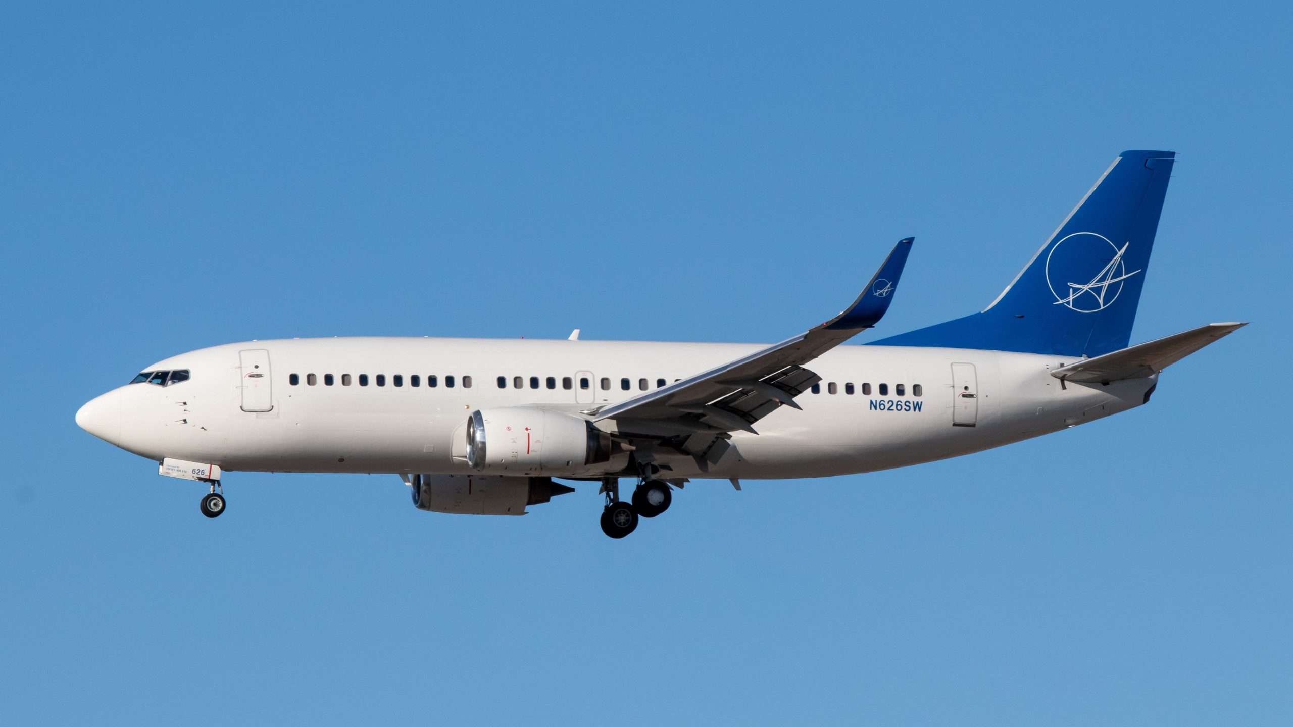 BBQ2024: Trump Vance Campaign Livery Boeing 737 prende un breve volo di prova a Kansas City