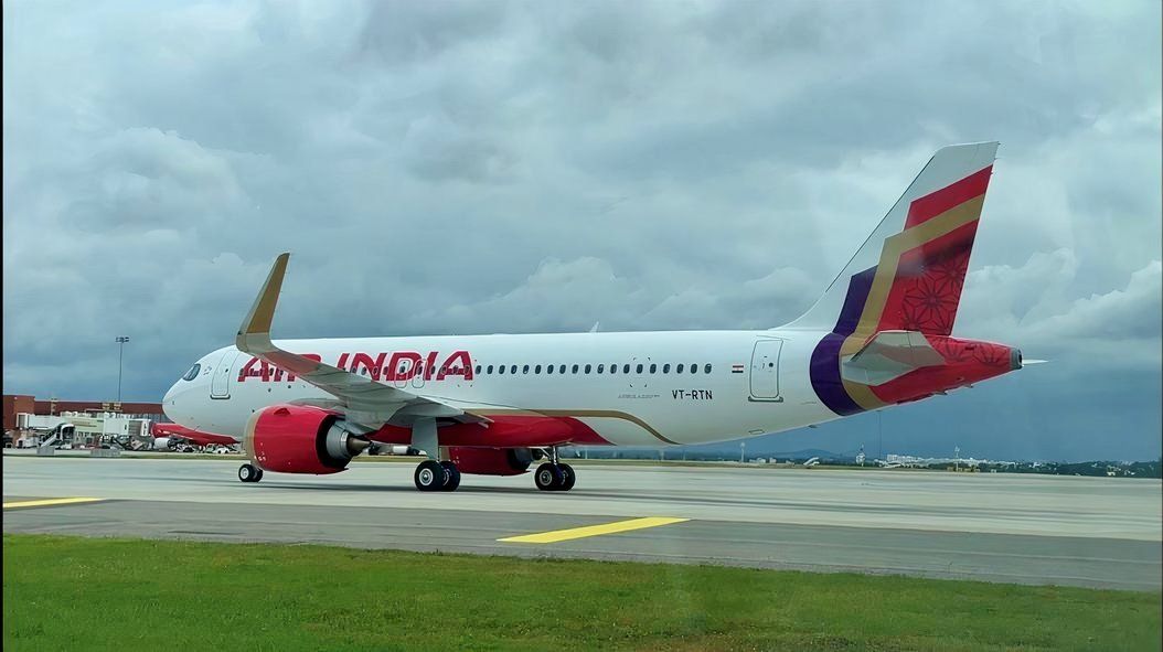 1er Airbus A320neo de Air India con nueva librea e interiores entra en servicio