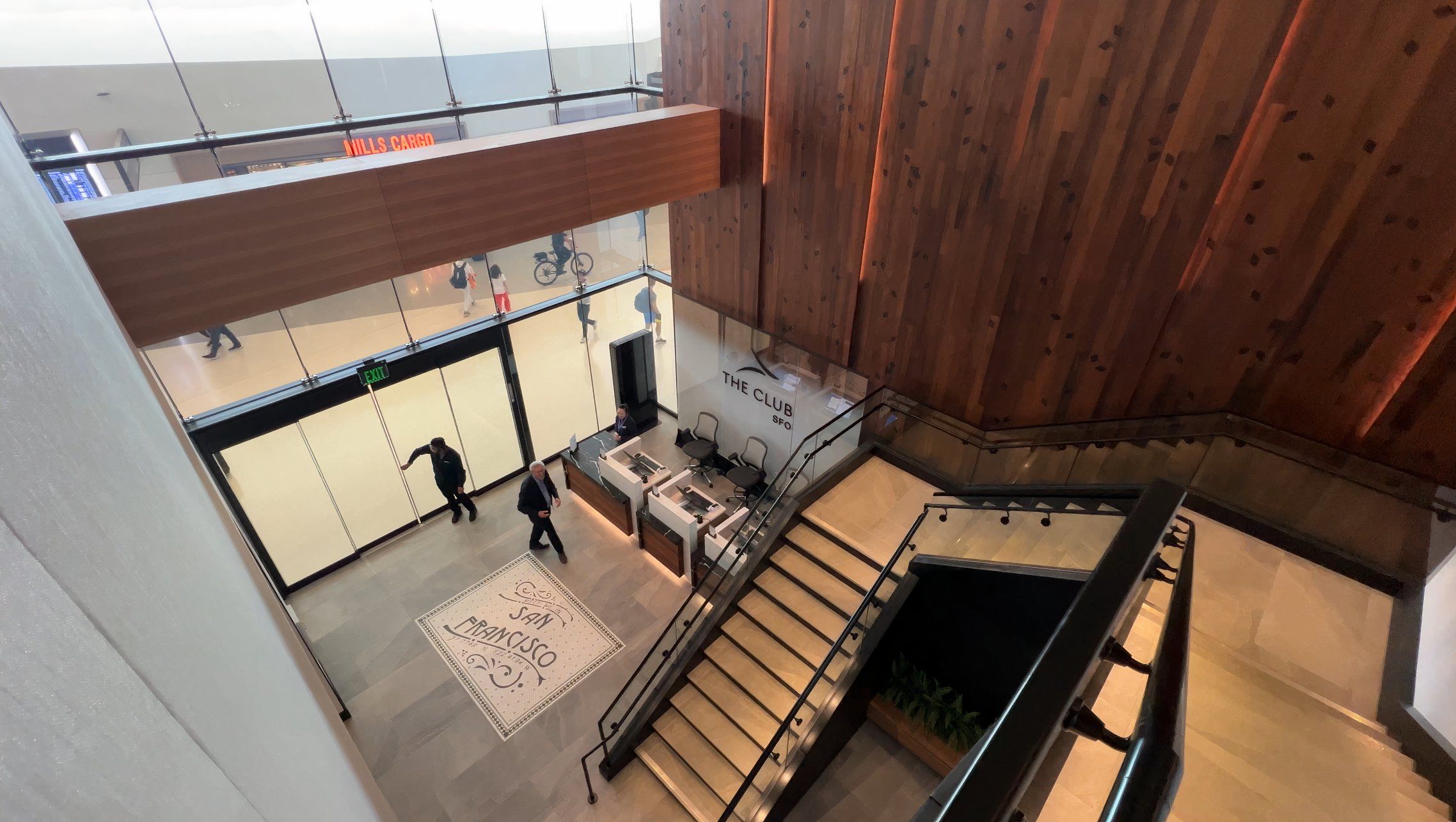 Jetez un coup d'œil: le club SFO ouvre officiellement à l'aéroport international de San Francisco