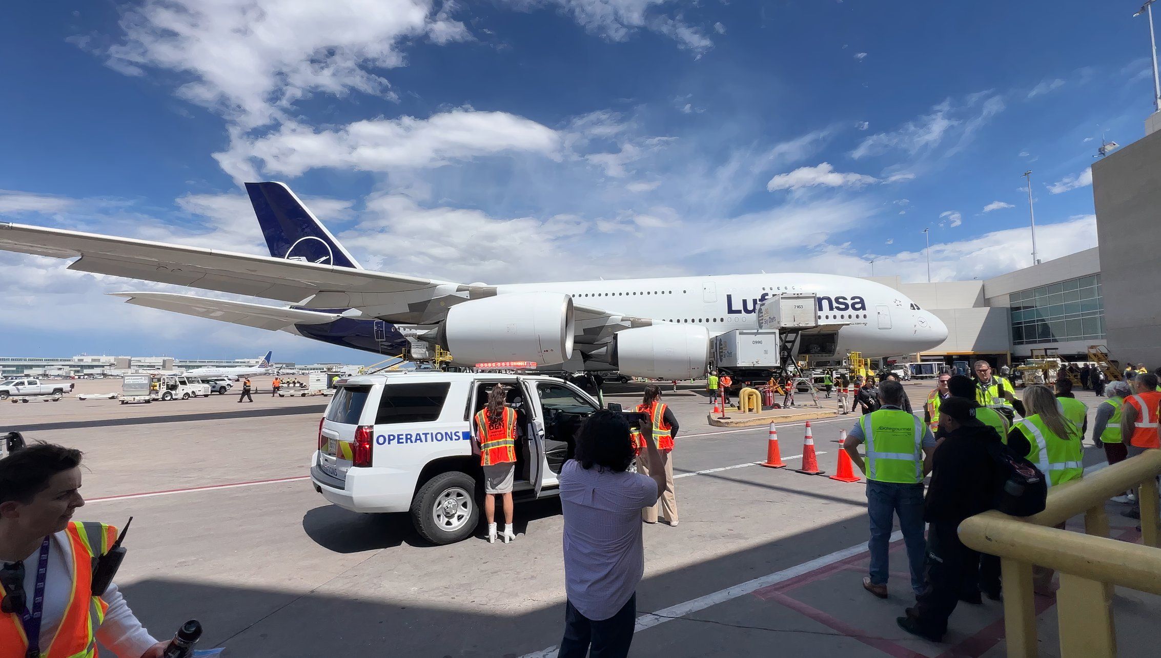 Histórico: Denver finalmente recebe o 1º voo Airbus A380 de Lufthansa de Munique