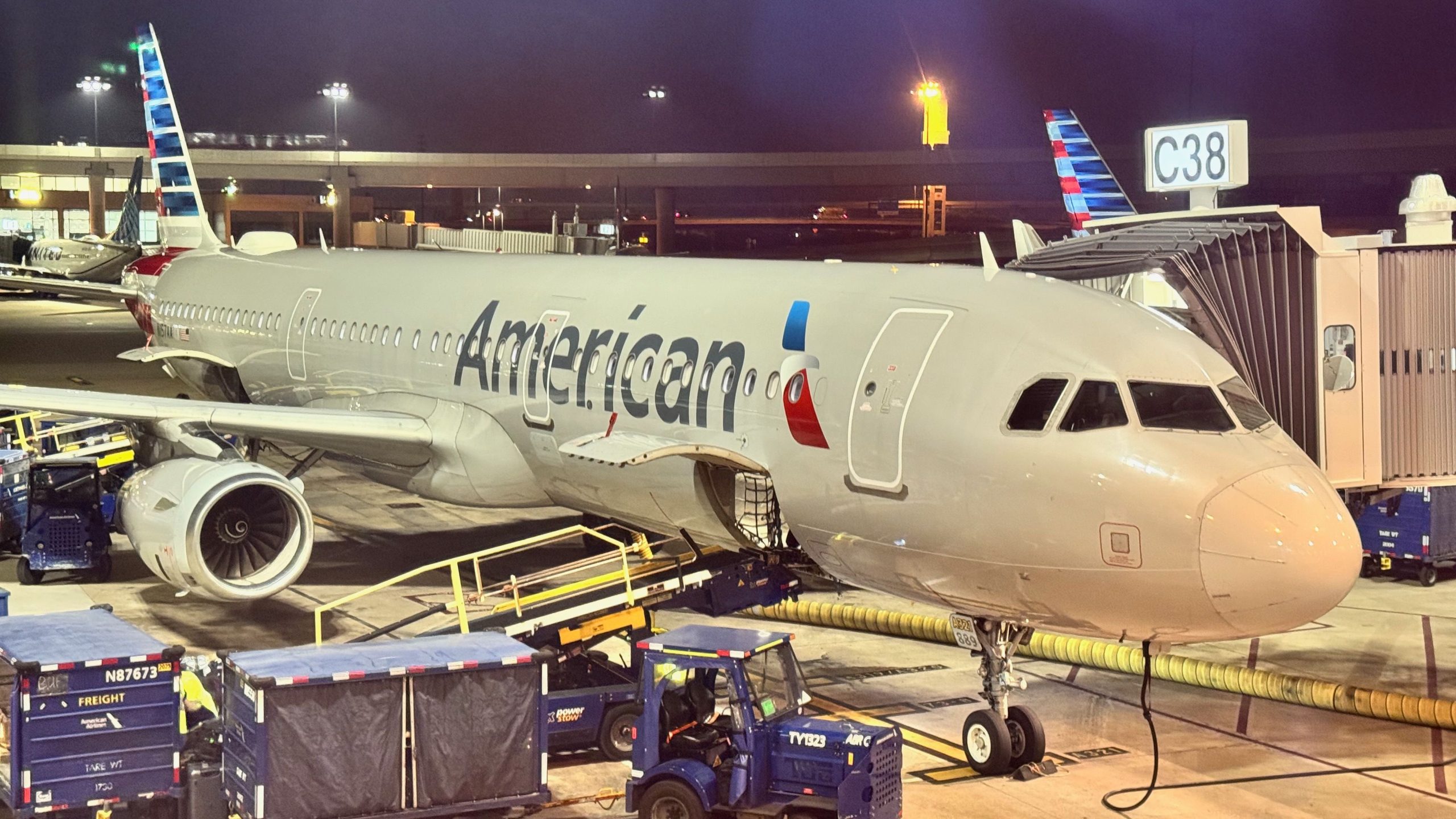 Recensione del volo: American Airlines Airbus A321 Cabina principale da Los Angeles a Dallas/Fort Worth