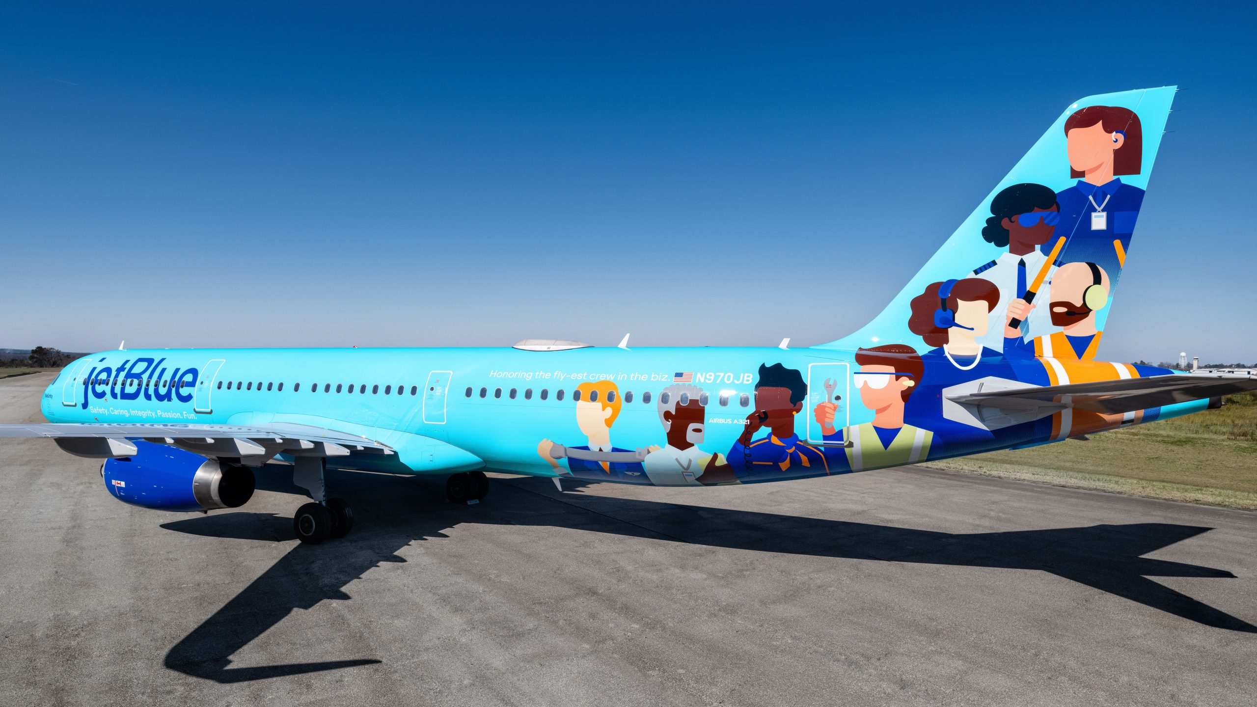JetBlue dedica la livrea del 25 ° anniversario ai suoi membri dell'equipaggio
