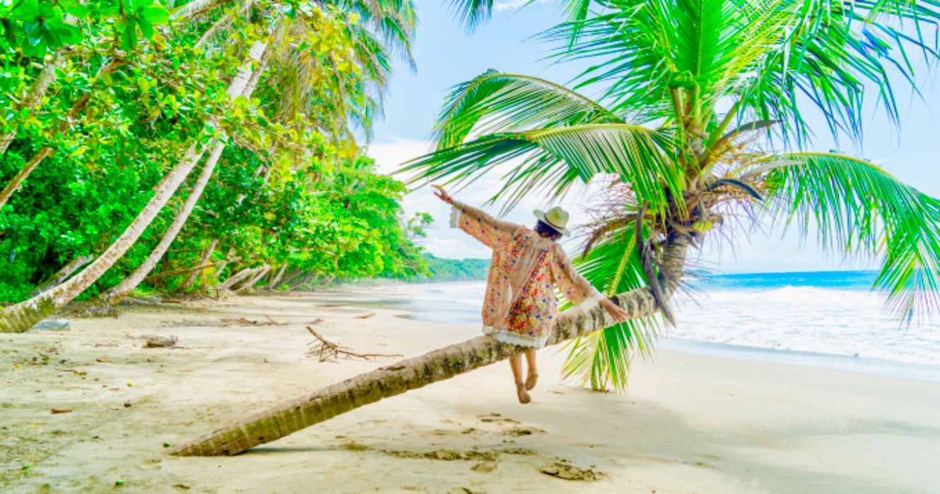 Questa città abbandonata in Europa sta affondando in mare