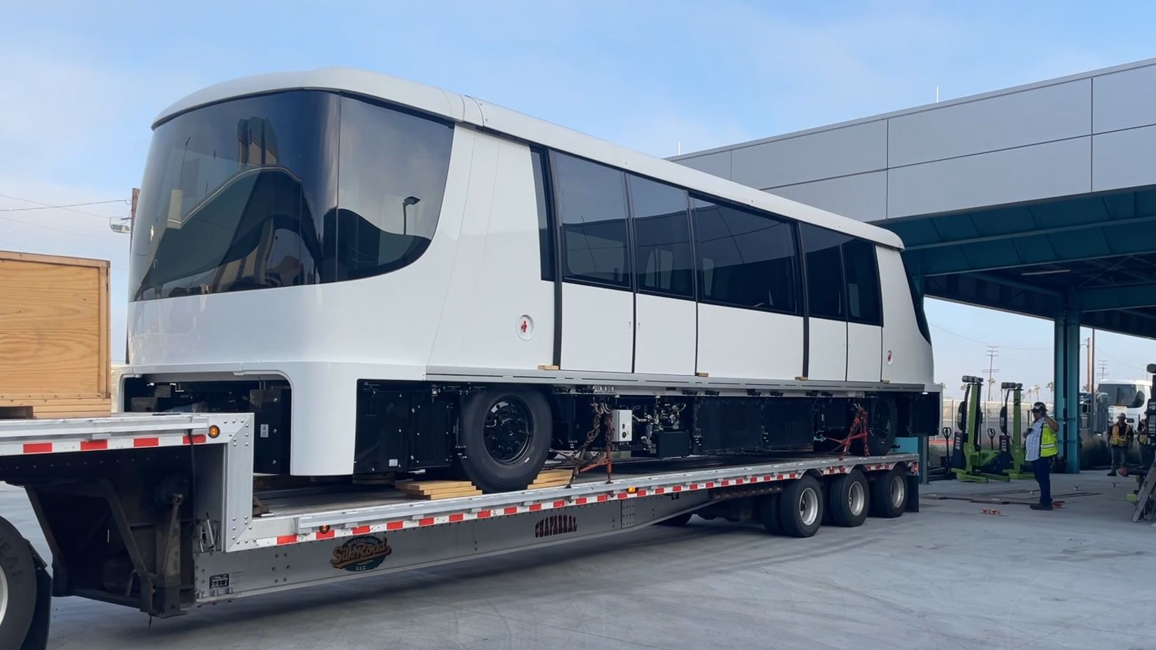 LAX riceve 4 auto finali per le persone automatizzate