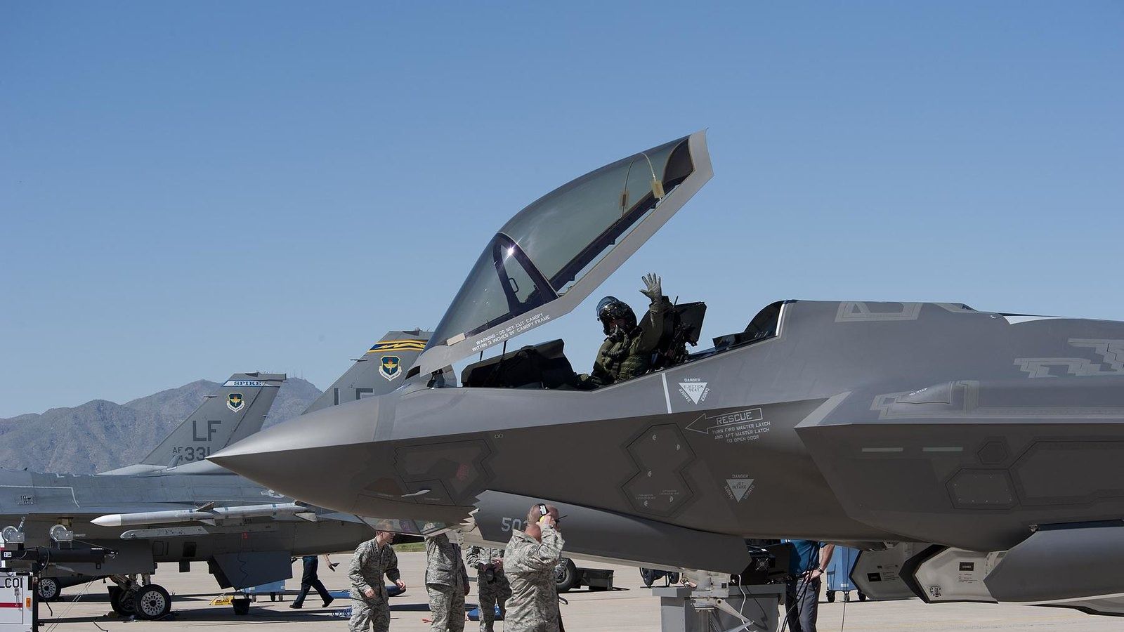 Top 5 hauts dirigeants de la United States Air Force et ce qu'ils font