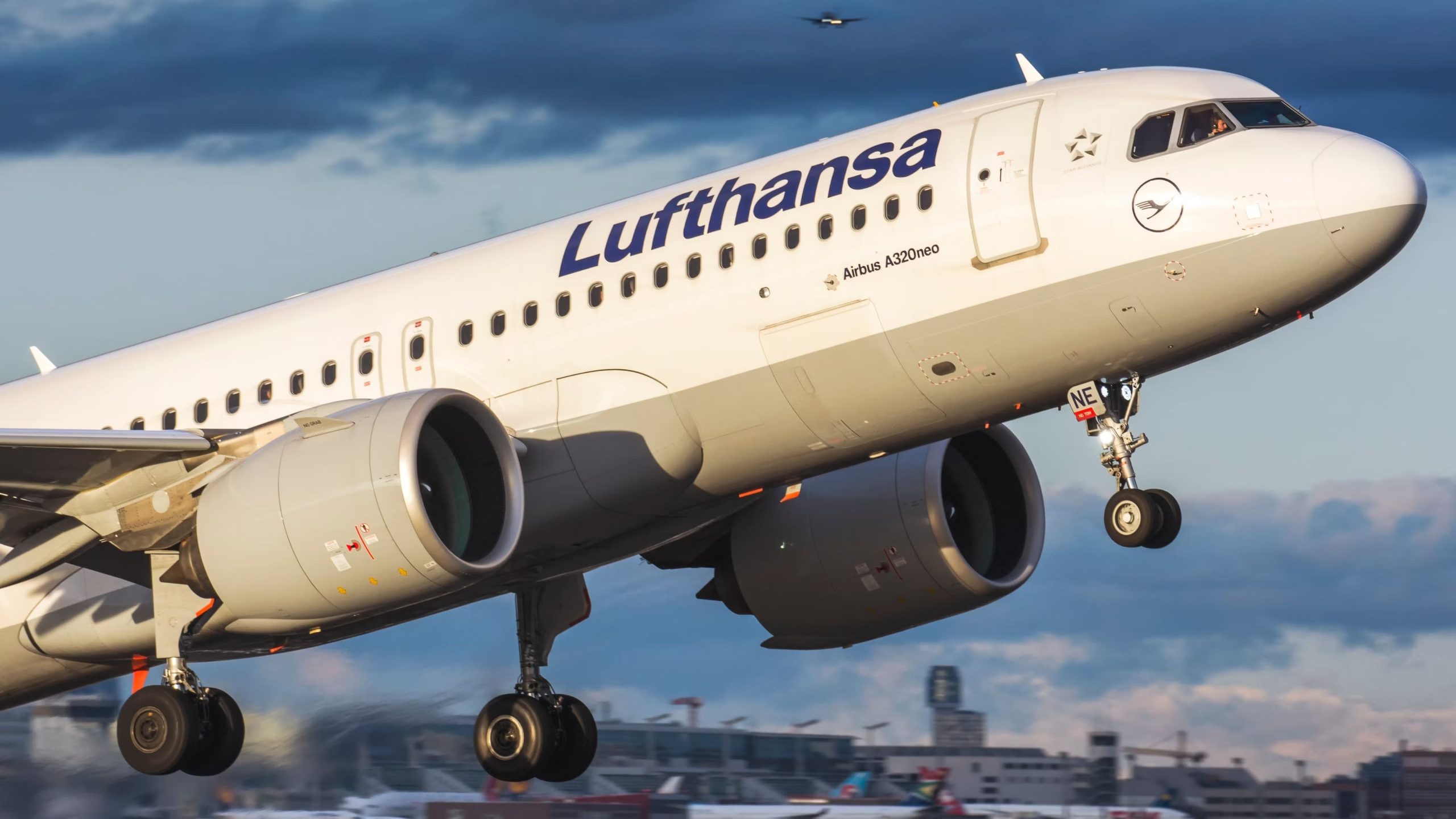 Sono necessari 13000+ personale per raggiungere l'obiettivo di assunzione di Lufthansa nel 2024