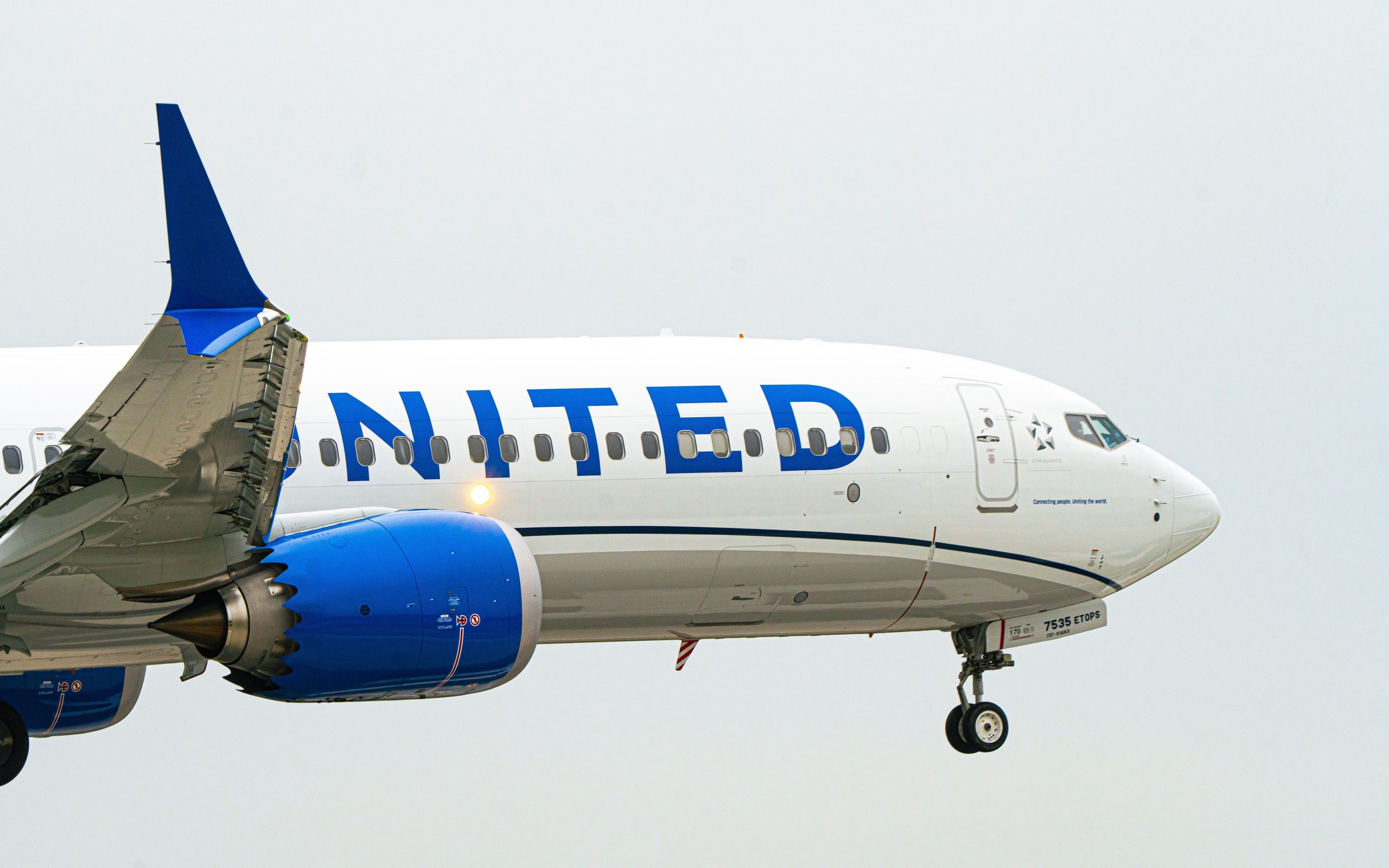 Le PDG de United Airlines partage l'expérience pratique de l'industrie de SON pour la Journée nationale de l'aviation