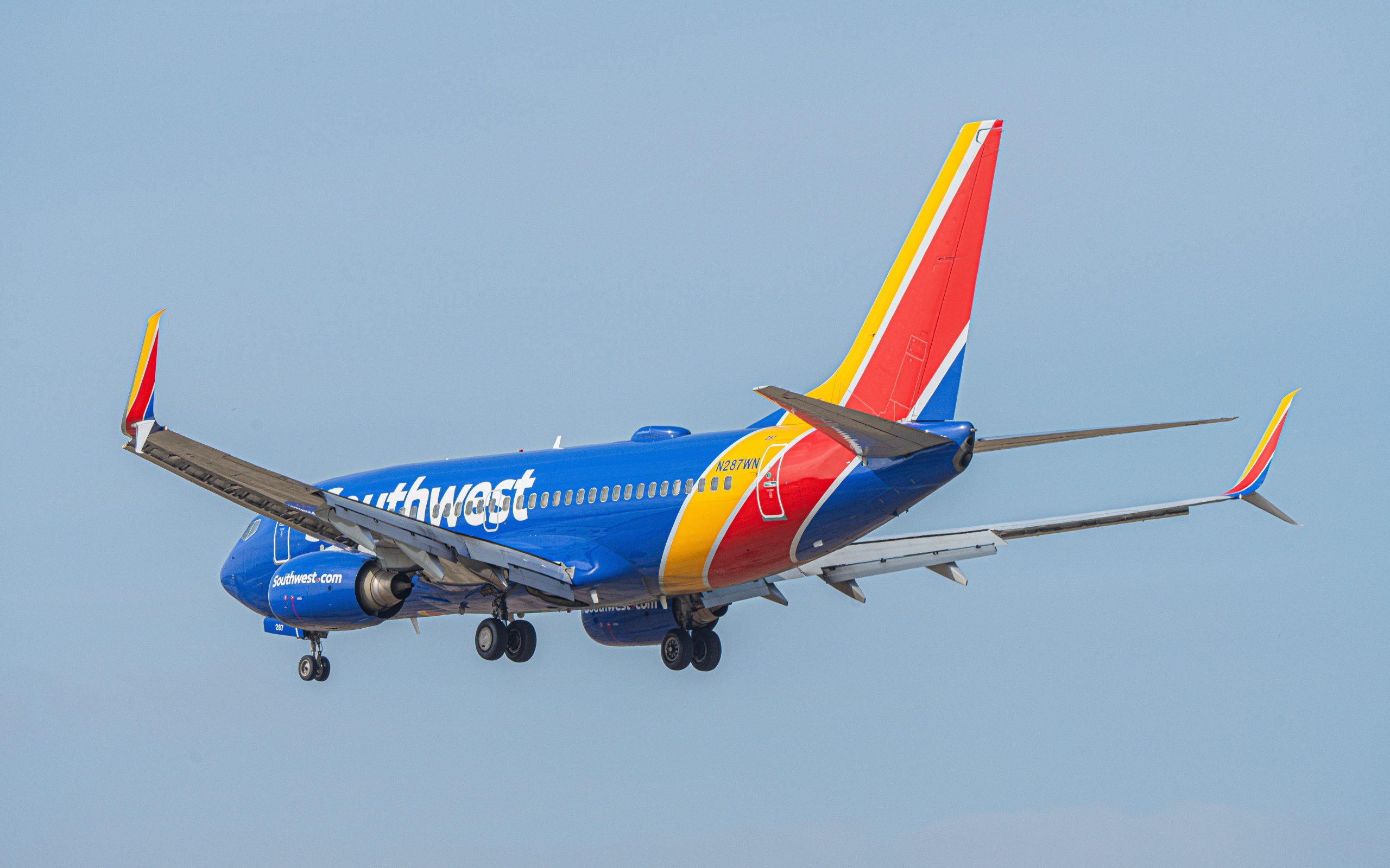 A Southwest Airlines Boeing 737-700 sai da pista fechada em Portland International Jetport