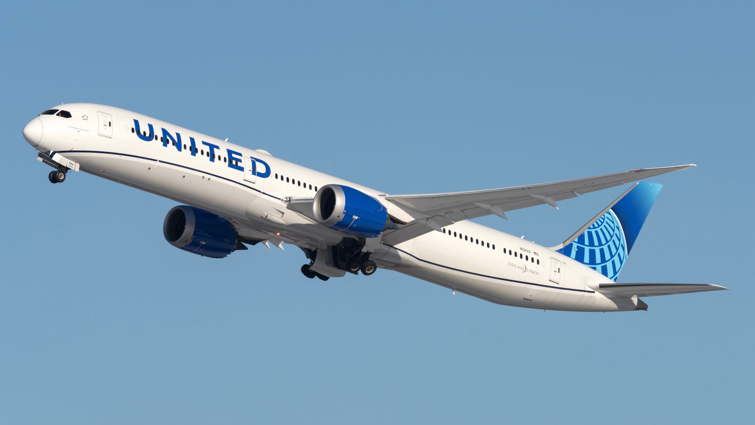 Os voos de Widebody da United Airlines caíram mais do que qualquer outro operador do Top 10