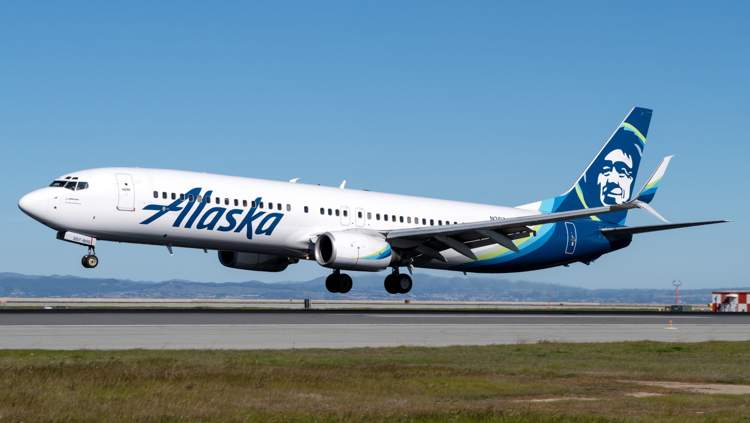 Alaska Airlines lance des vols sans escale de Seattle à Toronto