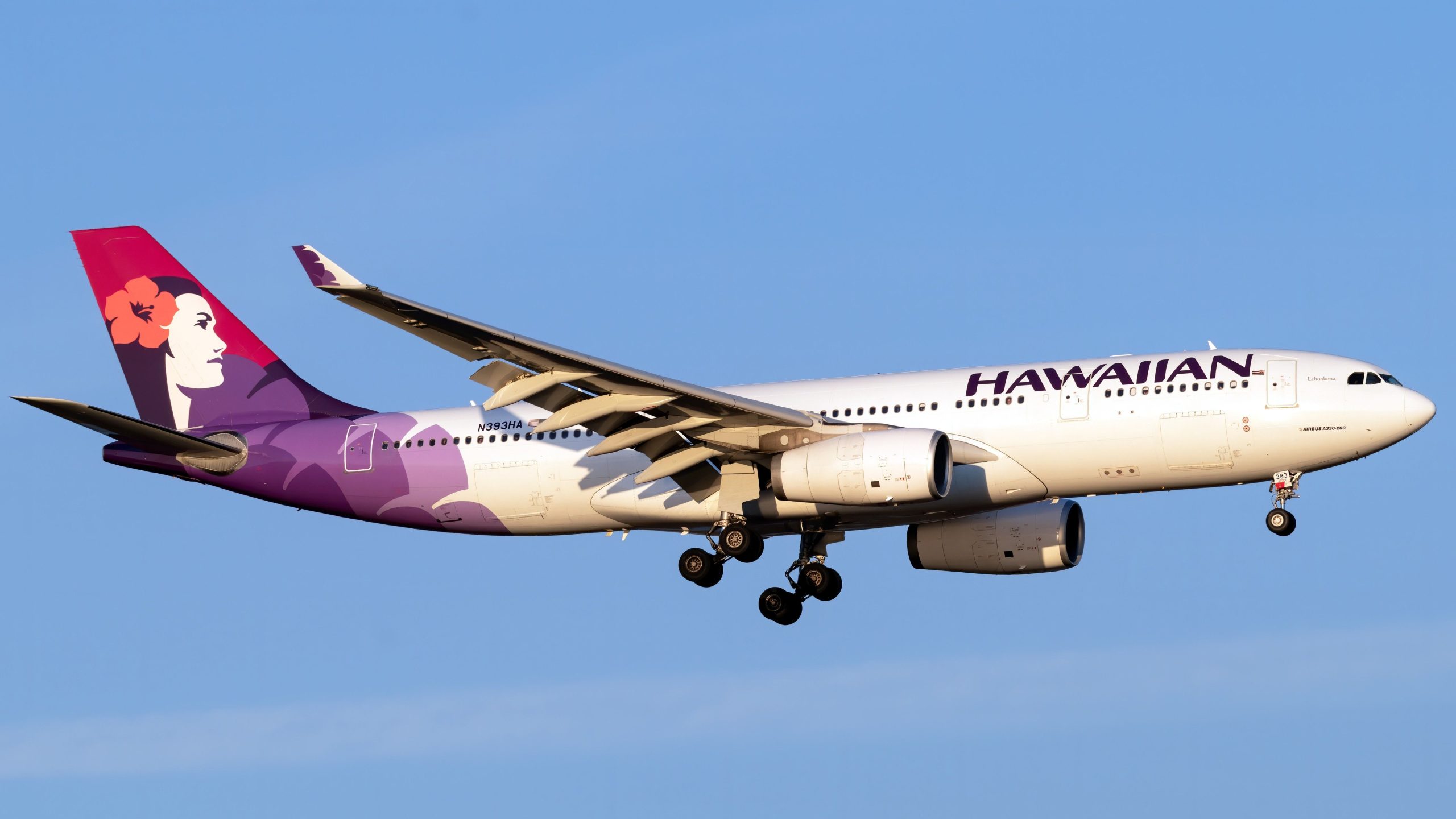 Le téléphone émet une odeur après un logement sur le siège sur Hawaiian Airlines Airbus A330 atterrir à Tokyo