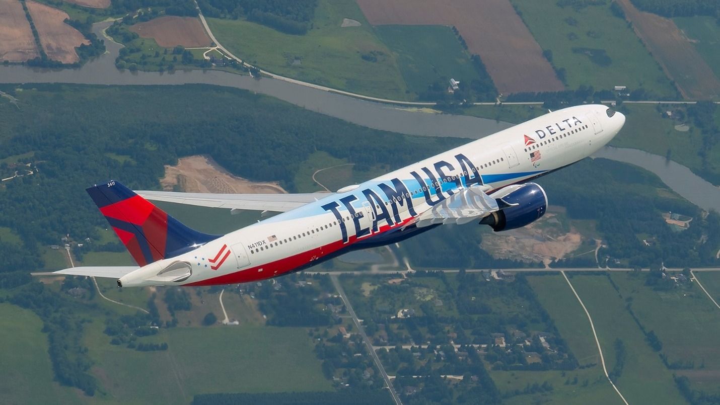 WOW: Retirant la retraite des lignes aériennes de Delta Captain charte