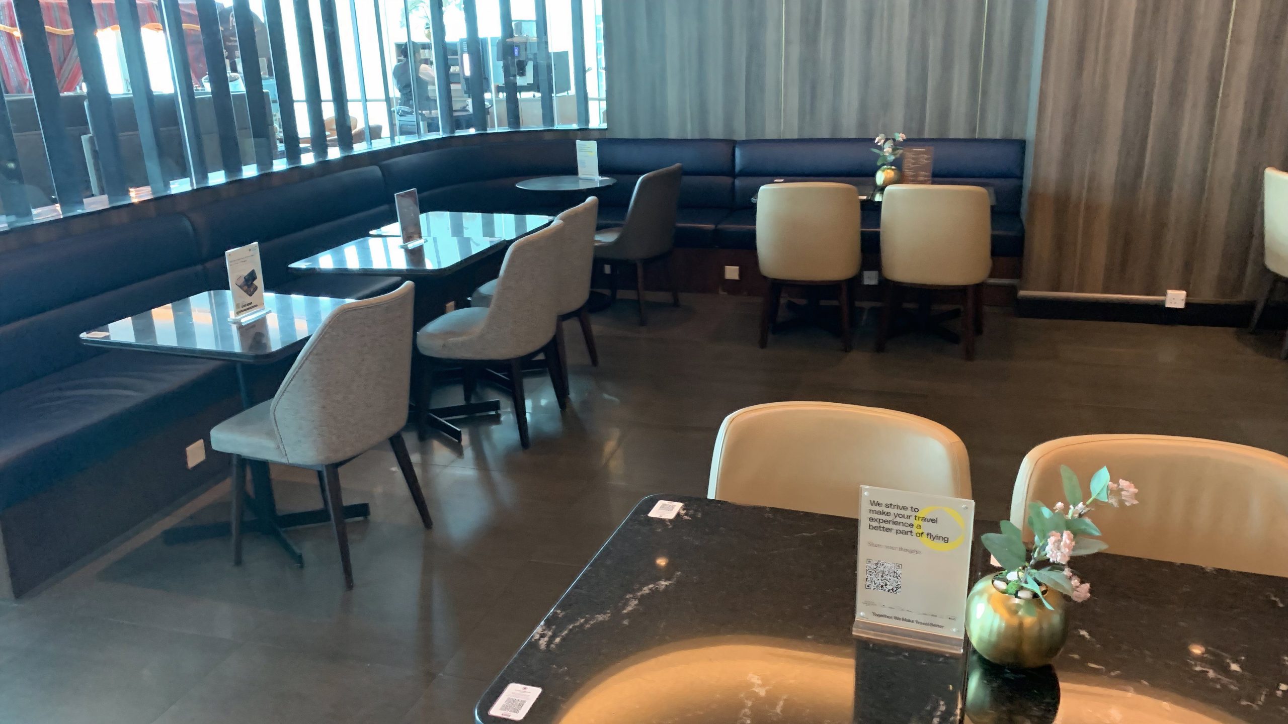 Revue du salon: Plaza Premium Lounge dans DXB Terminal 3 Concours