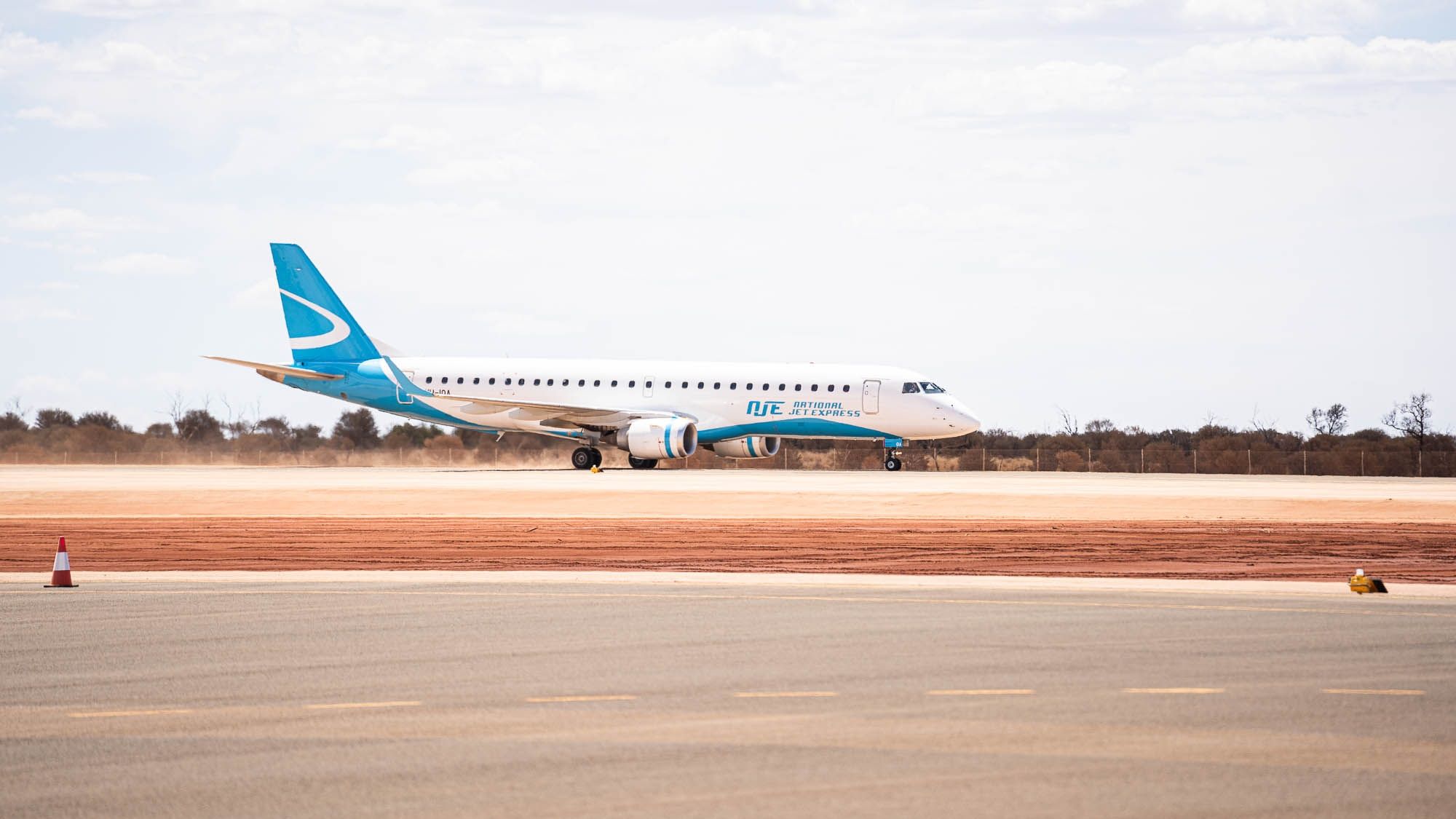 Jet Express National de Rex Group agrega el séptimo Embraer E190 a sus 9 DASH 8-Q400s