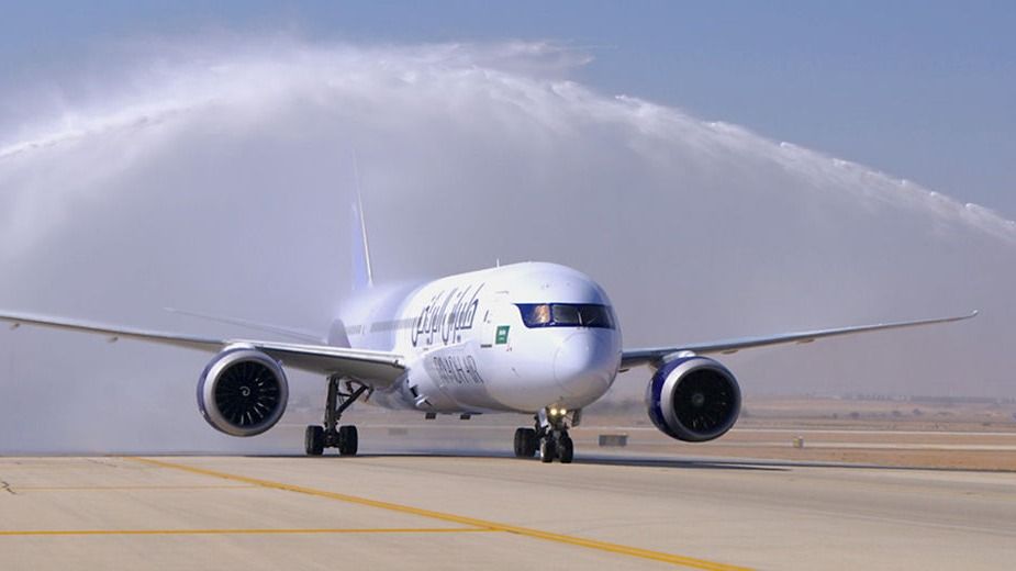 Riyadh Air se prepara para el lanzamiento del servicio Boeing 787-9 con vuelo de familiarización y nuevo simulador