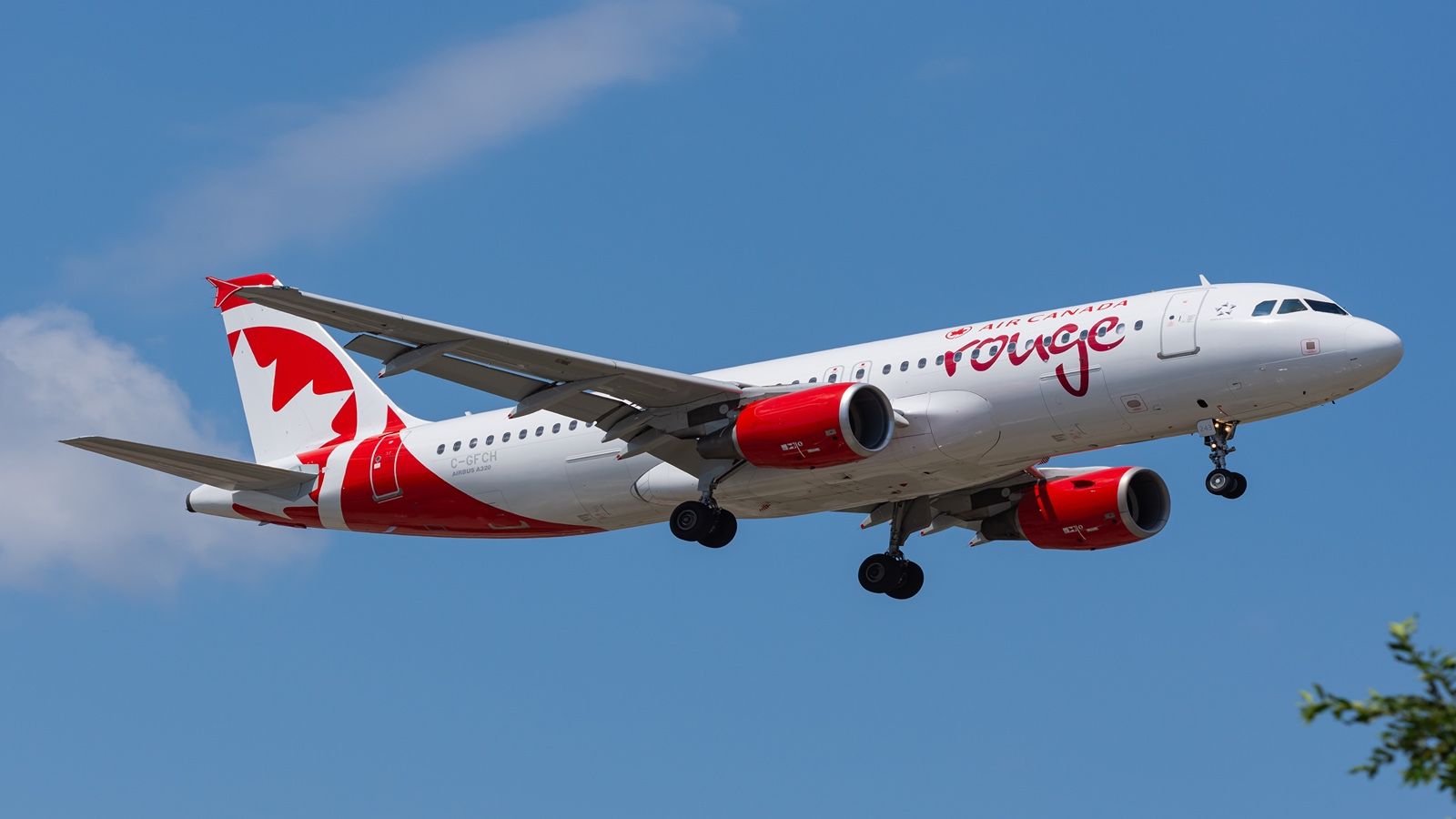 Air Canada Rouge Airbus A320 regresa a Punta Cana después de que la cabina no lo presione