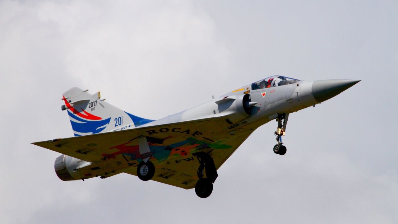 Taiwan déploie des avions de chasse Mirage 2000 alors que la Chine lance les jeux de guerre