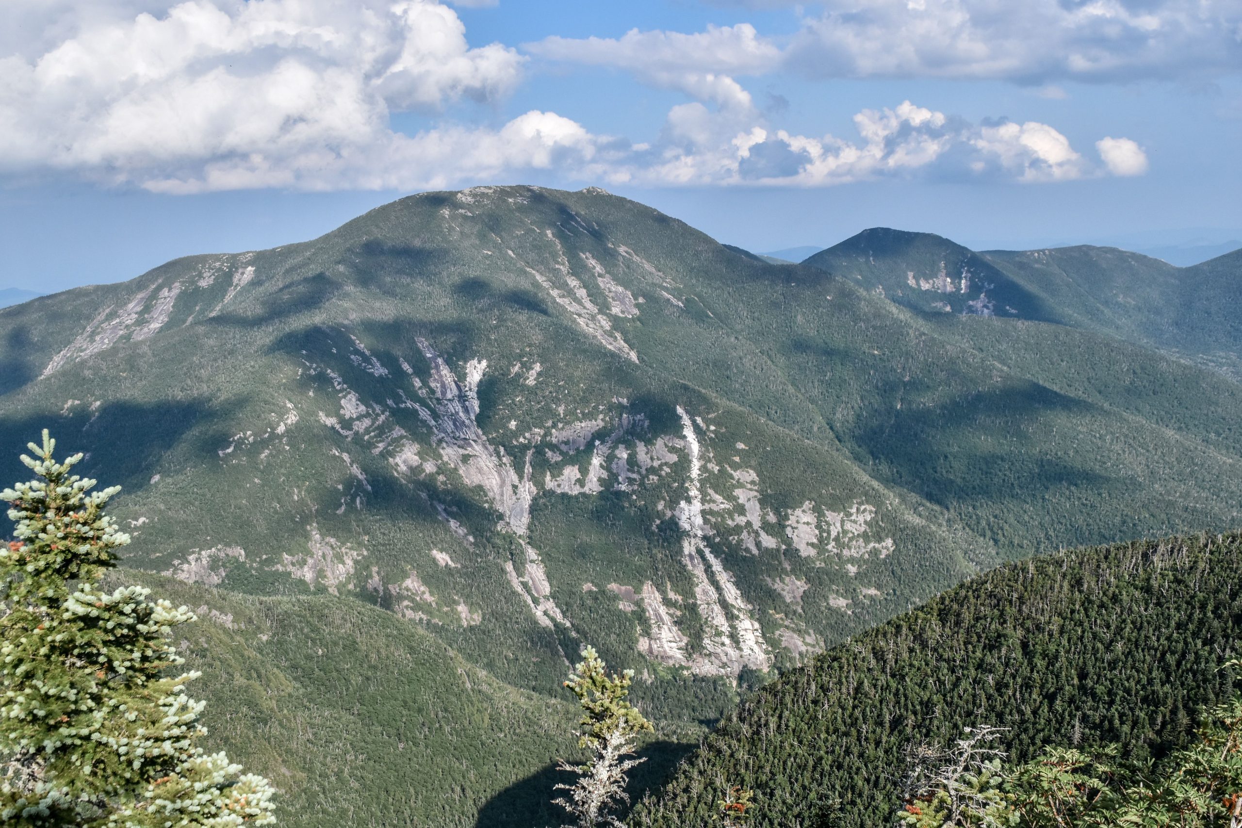 Por qué los excursionistas siguen perdiendo la vida en este lugar de senderismo en el estado de Nueva York