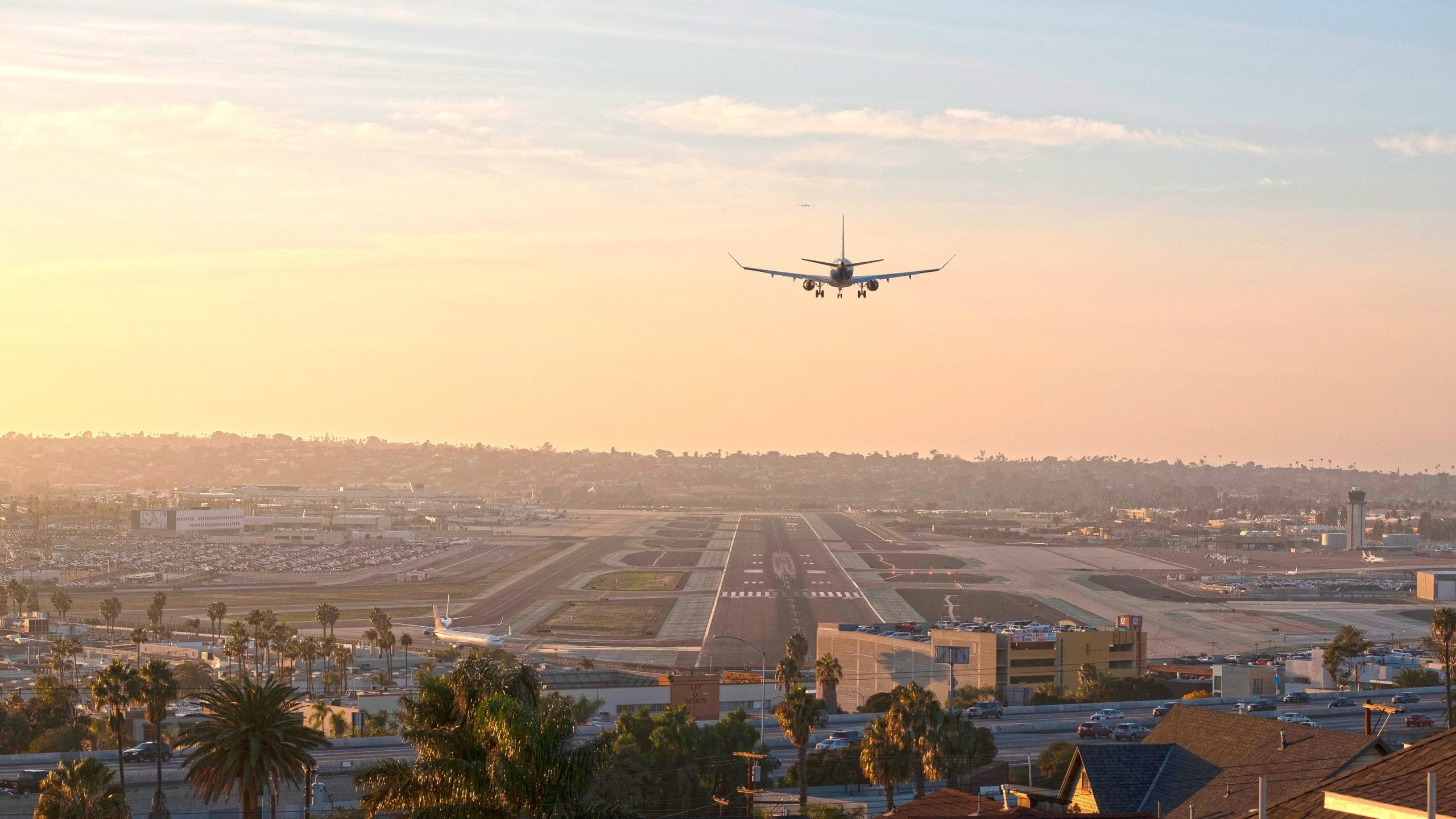 Le consortium des groupes aéronautique appelle le président élu Trump à considérer les changements de financement de la FAA