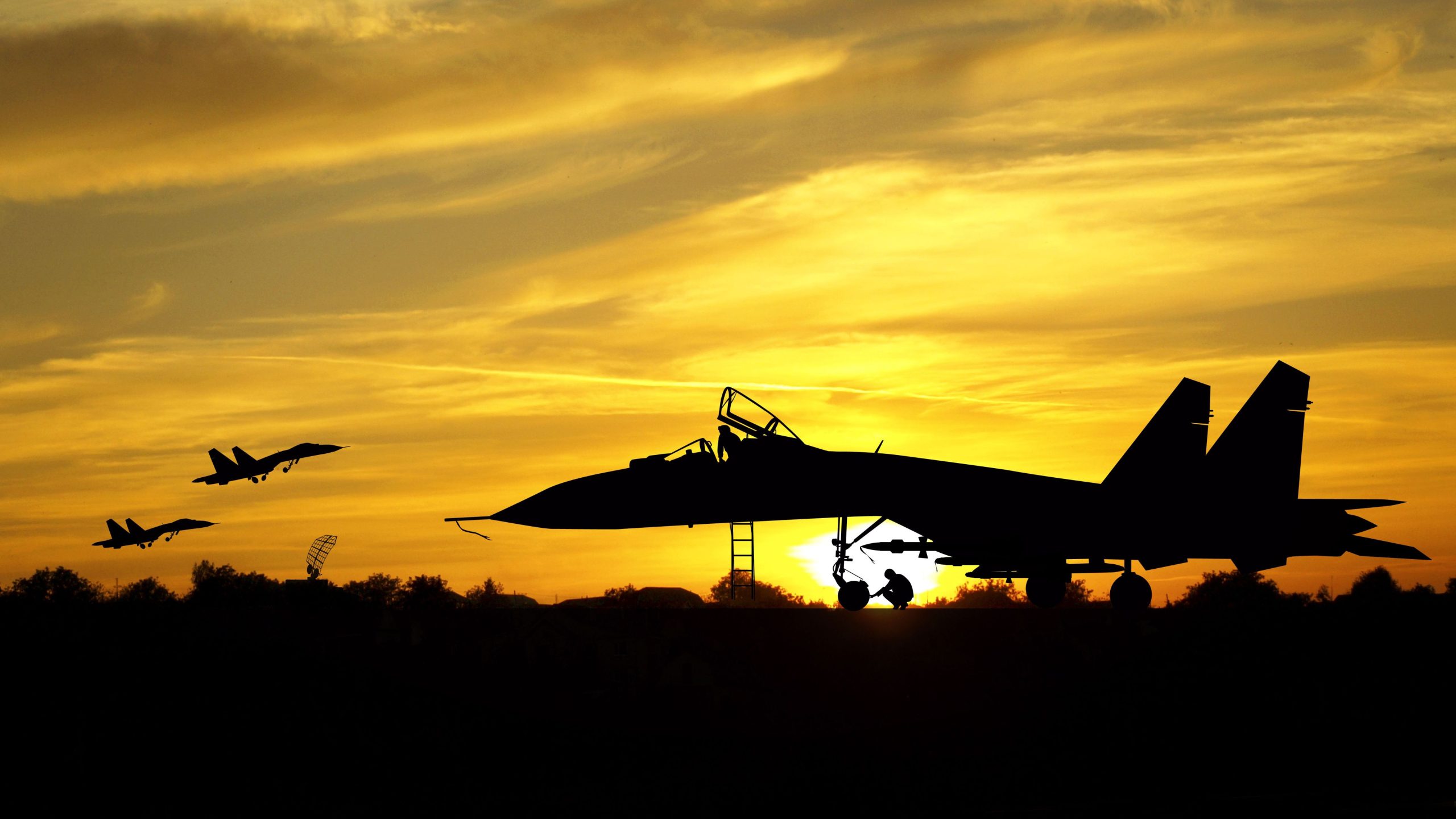 Norad repère 2 avions militaires russes non identifiés volant dans l'espace aérien international au large de l'Alaska