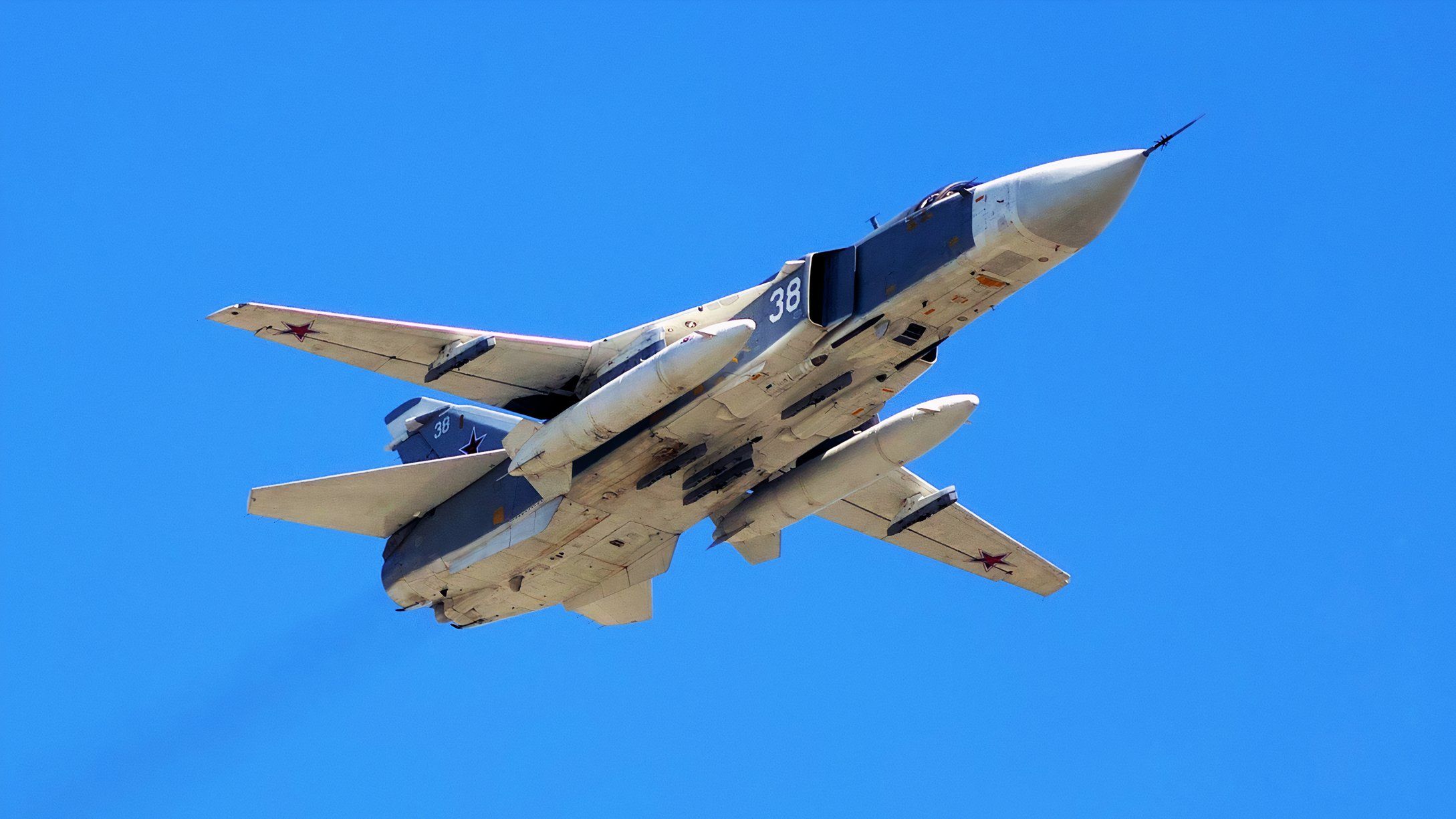 Il combattente russo SU-24 viola lo spazio aereo svedese