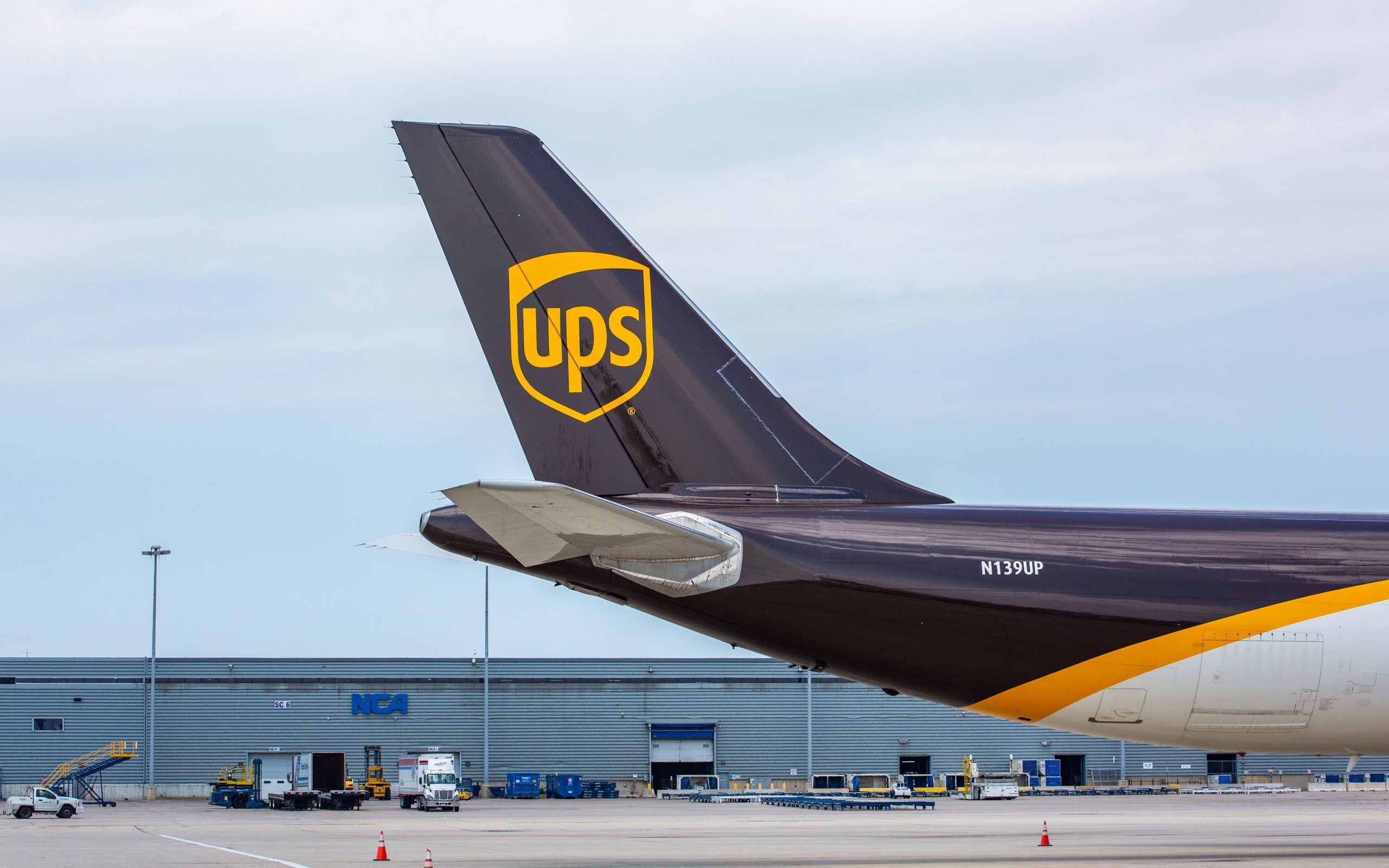 UPS sostituisce FedEx come fornitore di carico aereo primario per il servizio postale degli Stati Uniti