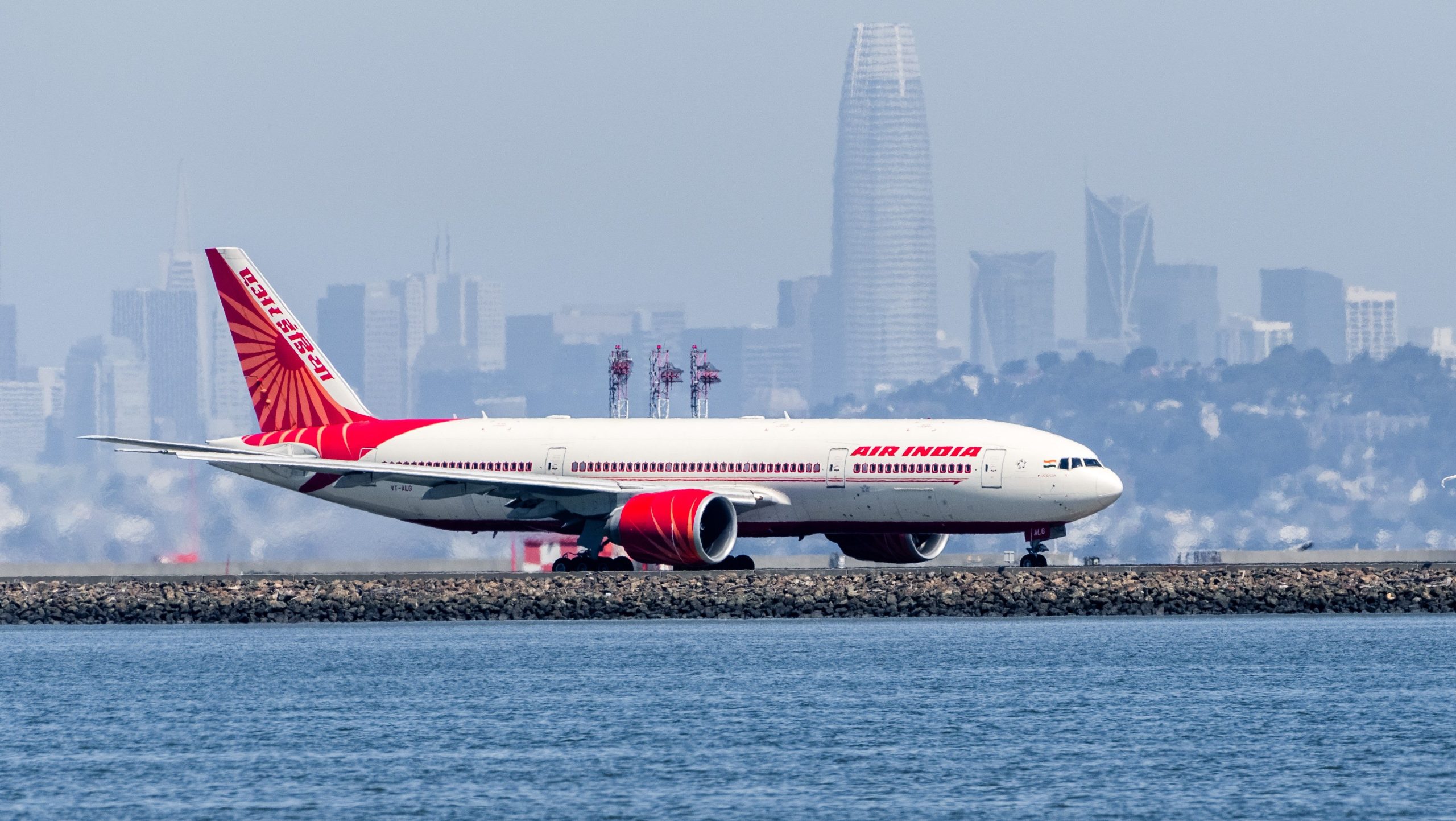 Air India condamné à une amende pour une alimentation inadéquate d'oxygène d'urgence sur certaines routes Boeing 777