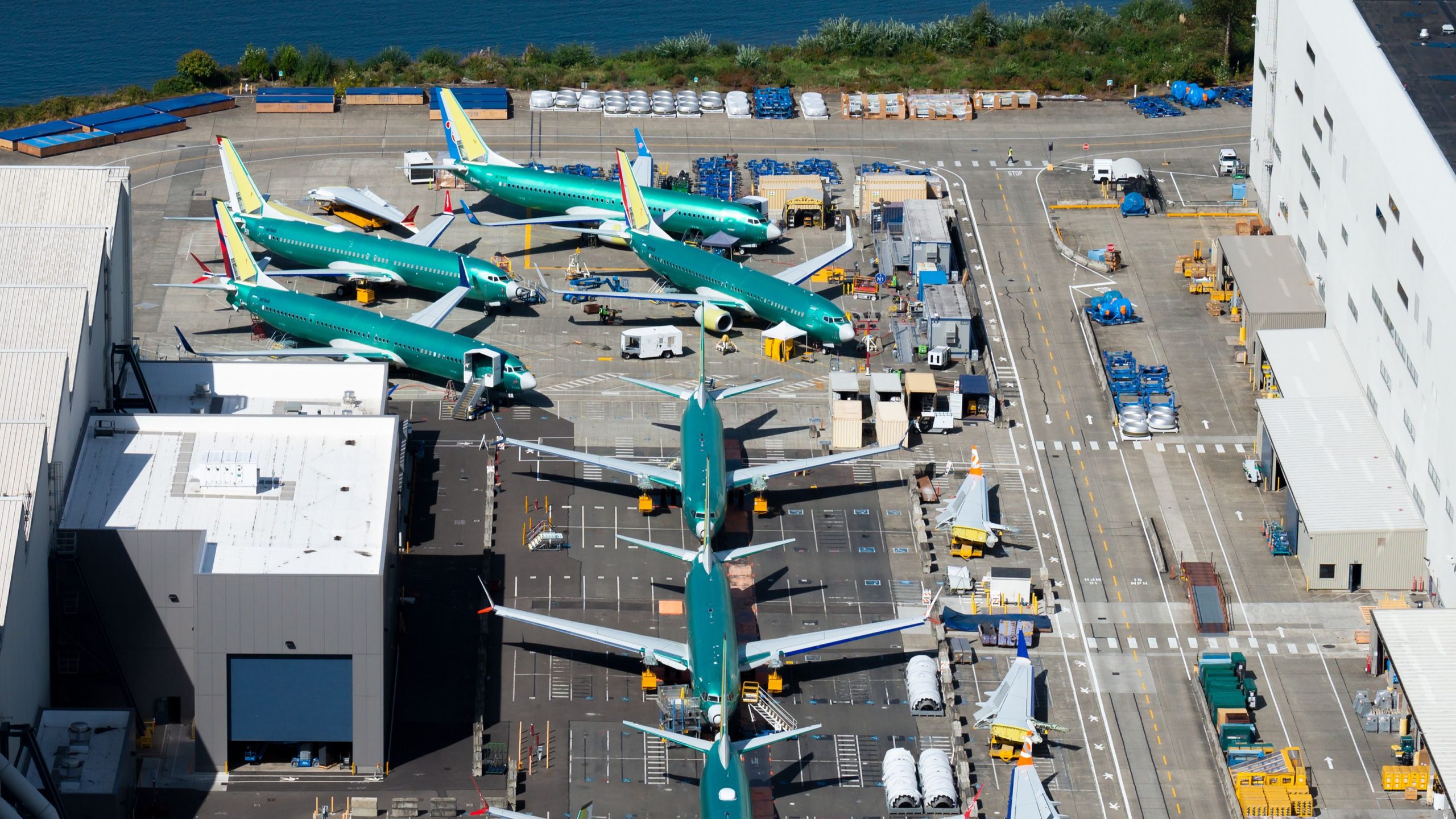 O US NTSB diz que mais de 40 companhias aéreas estrangeiras podem estar usando o Boeing 737s com componentes arriscados de leme