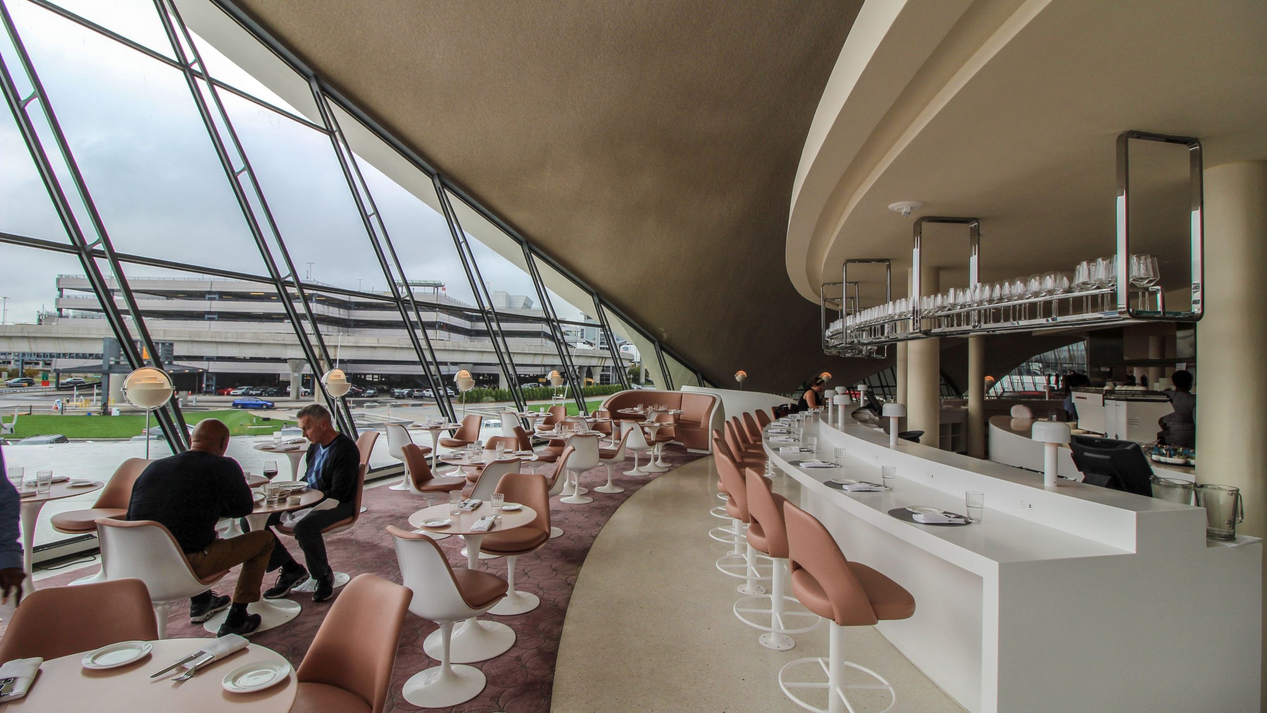 Tock In: Les meilleurs restaurants aéroportuaires du monde