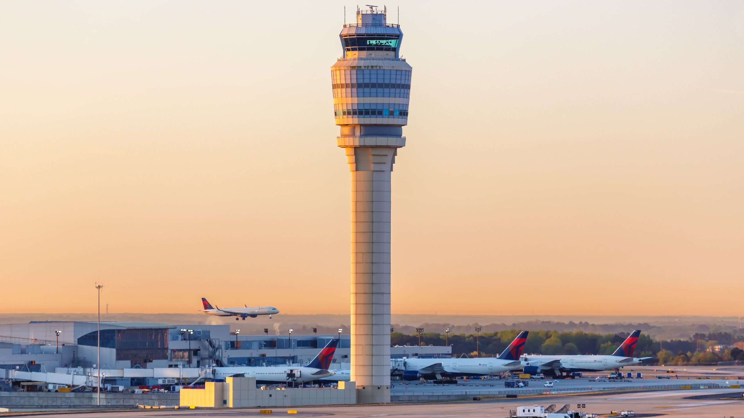 L'arrêt de la police qui a tenté de voler 3 voitures en 24 heures à l'aéroport de Hartsfield 