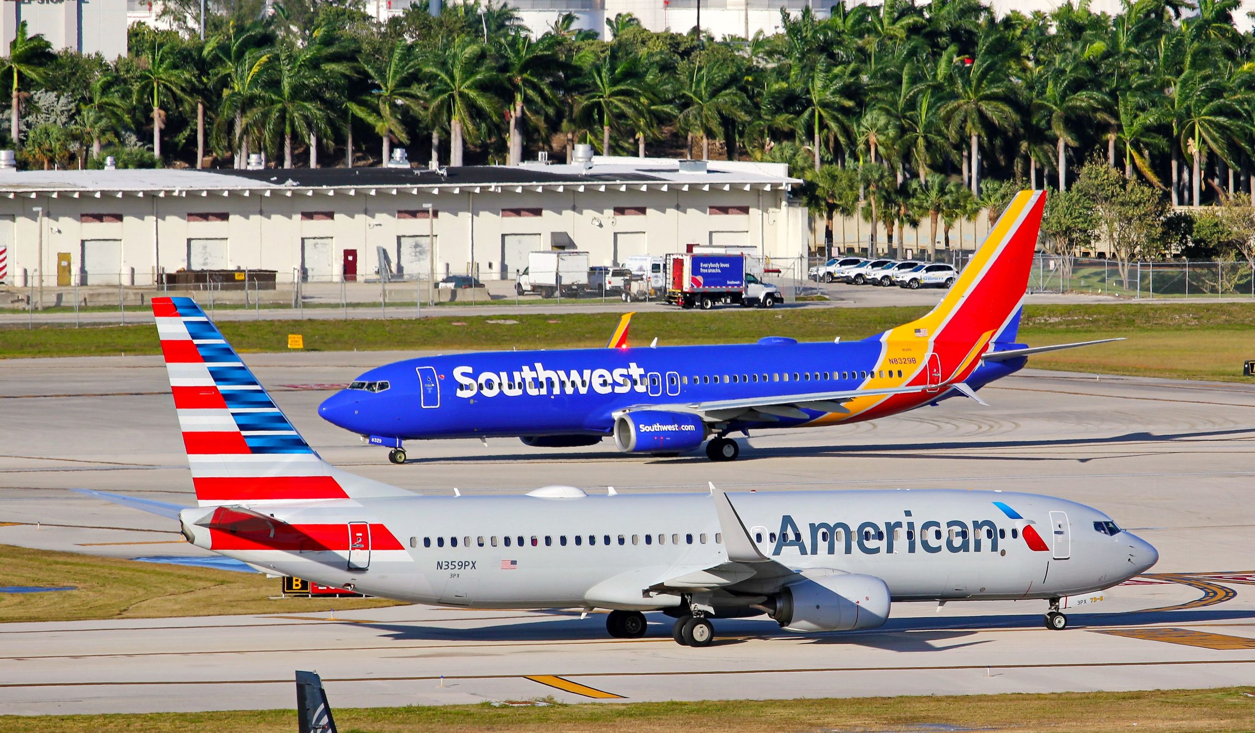 American Airlines va tras Southwest con una audaz oferta de estatus de solo tiempo limitado