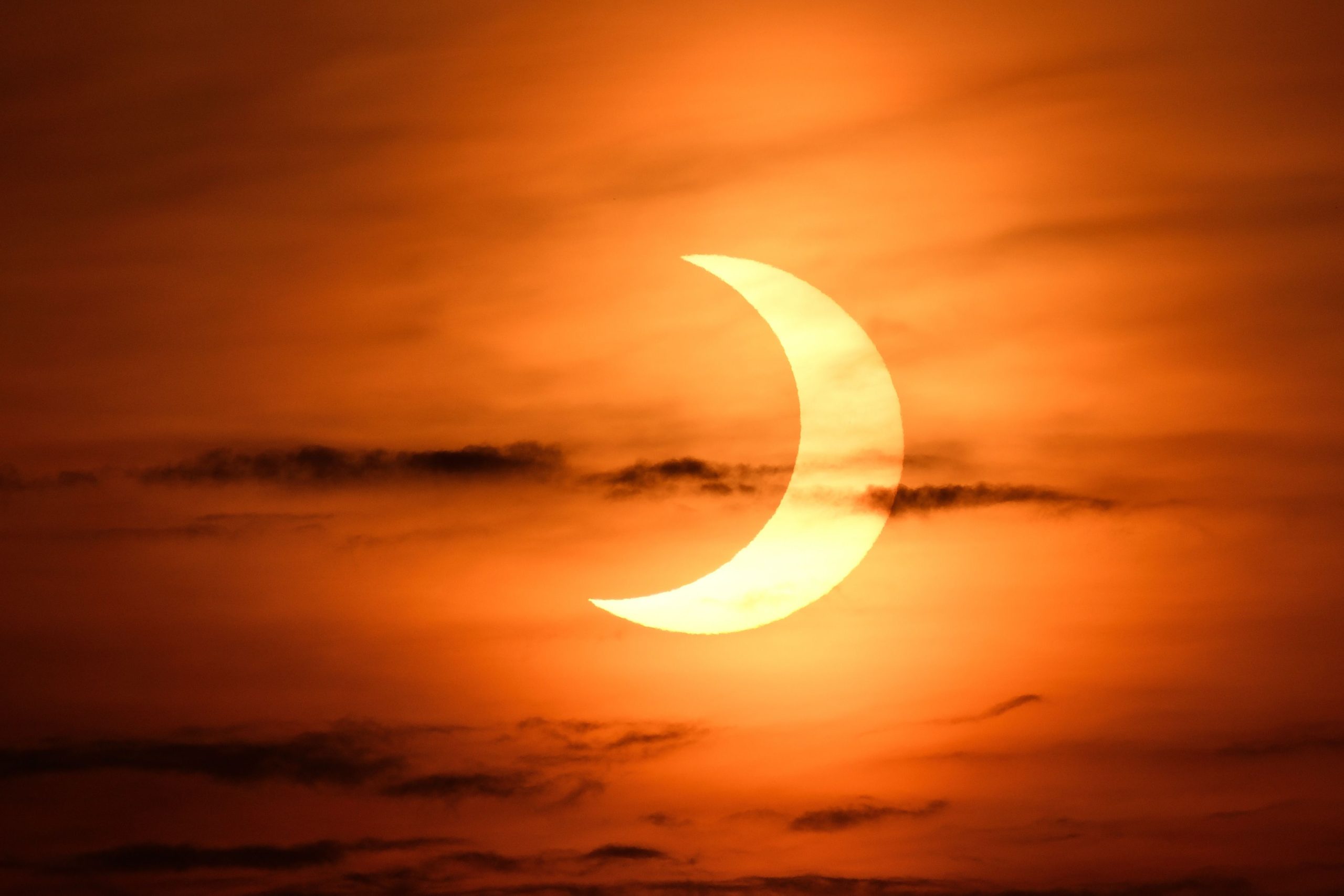 Rare Sunrise Solar Eclipse che arriva in Nord America