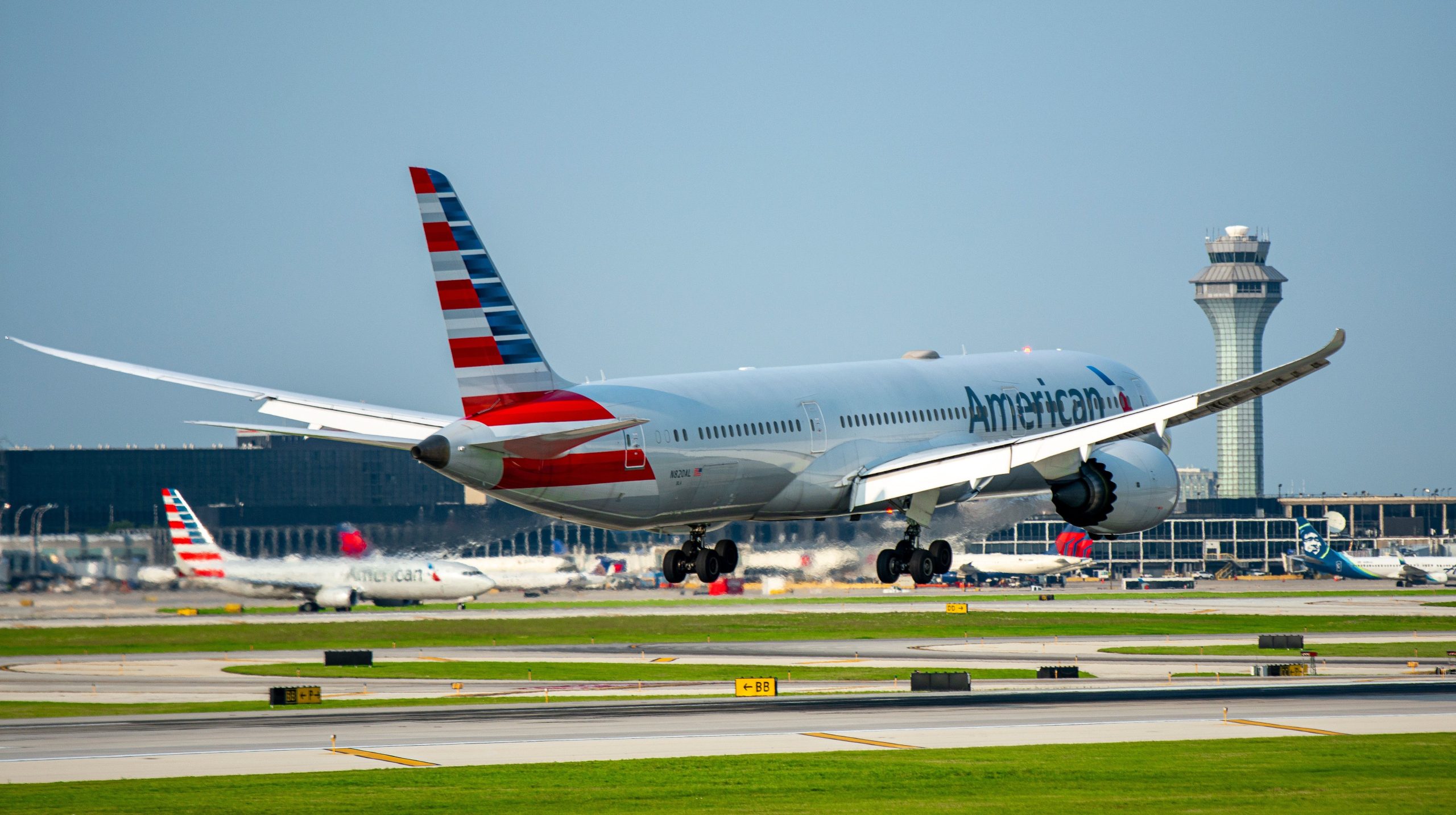 American Airlines reçoit la 1ère paire de nouveaux Boeing 787-9 Dreamliners configurés